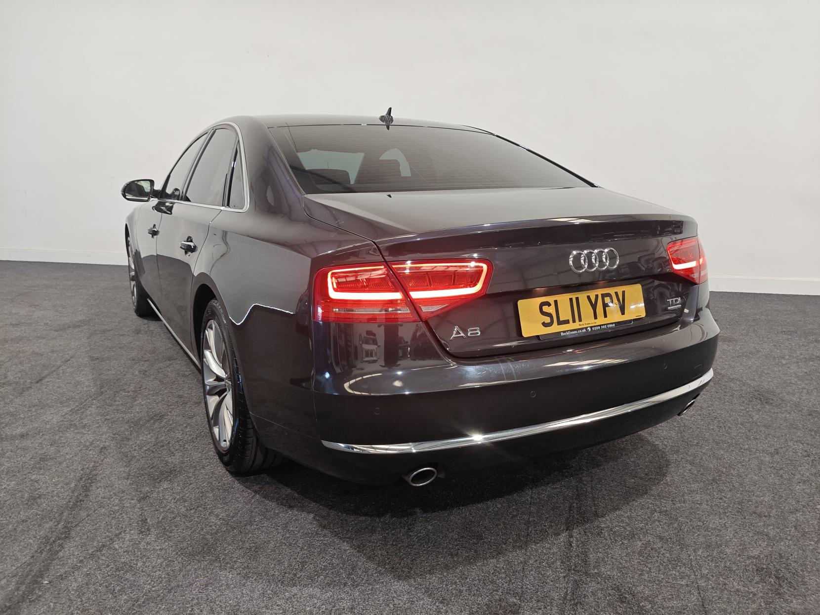 Audi A8 3.0 TDI V6 Executive SE Saloon 4dr Diesel Tiptronic quattro Euro 5 (s/s) (250 ps)