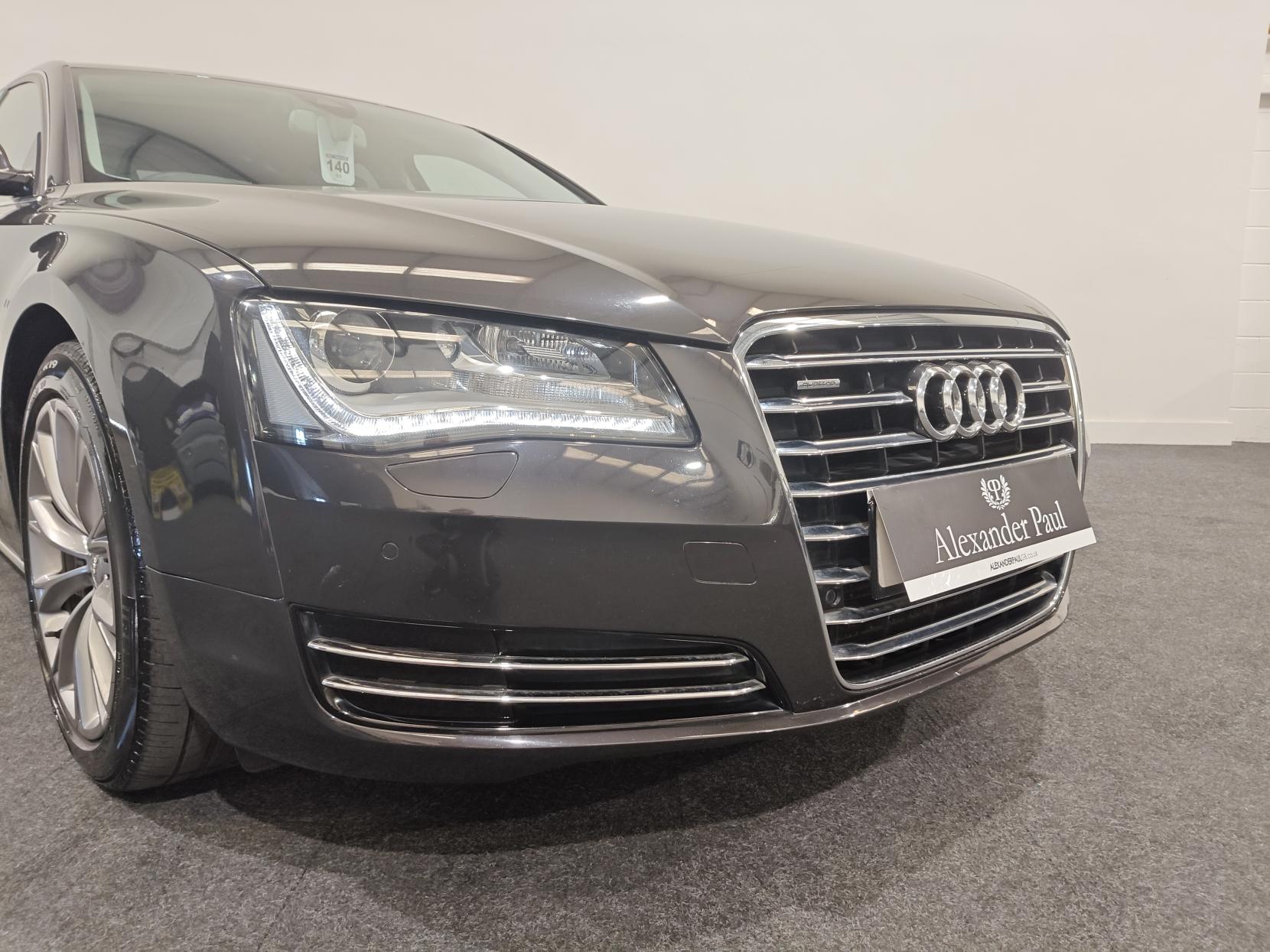 Audi A8 3.0 TDI V6 Executive SE Saloon 4dr Diesel Tiptronic quattro Euro 5 (s/s) (250 ps)