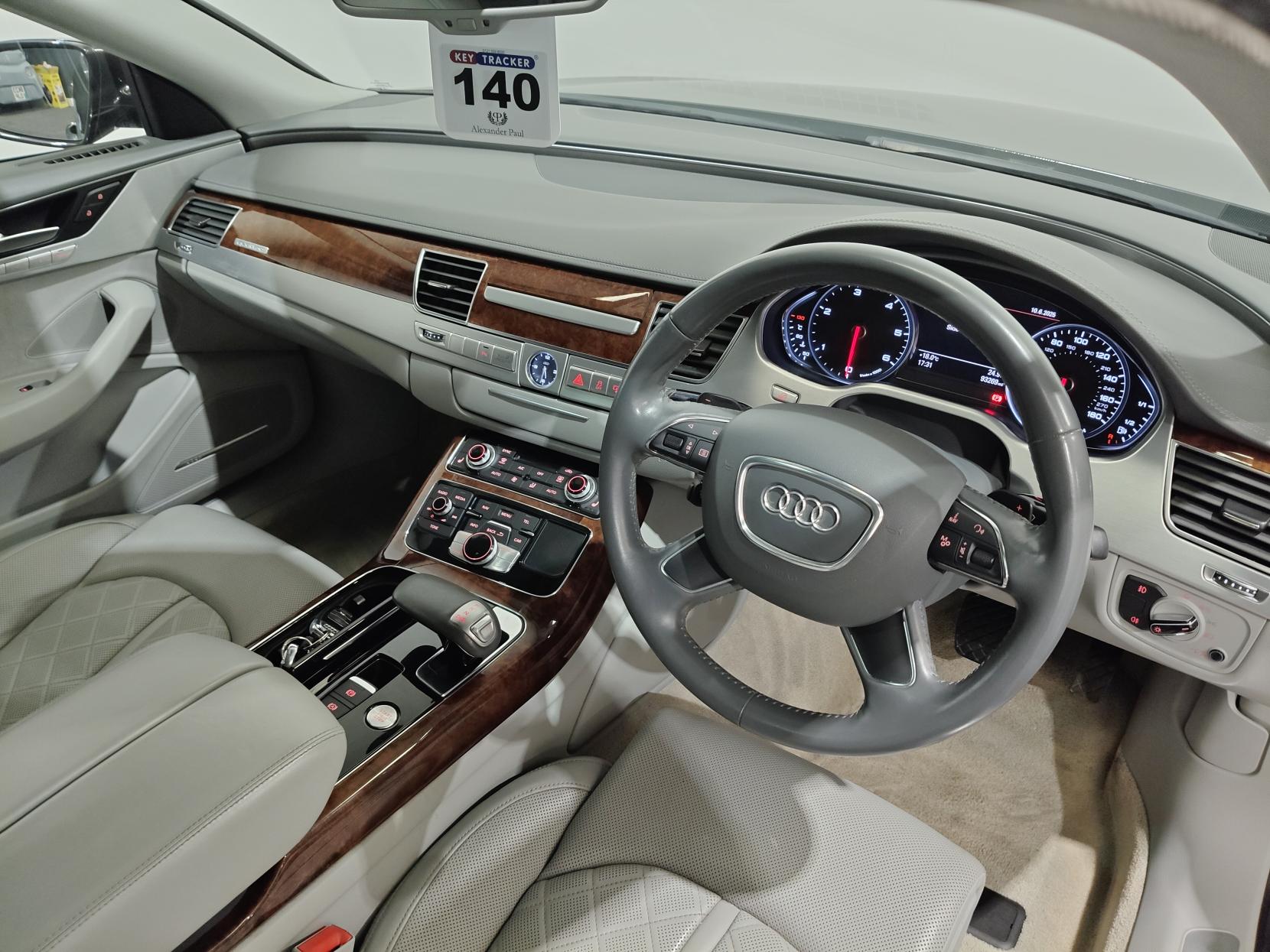 Audi A8 3.0 TDI V6 Executive SE Saloon 4dr Diesel Tiptronic quattro Euro 5 (s/s) (250 ps)