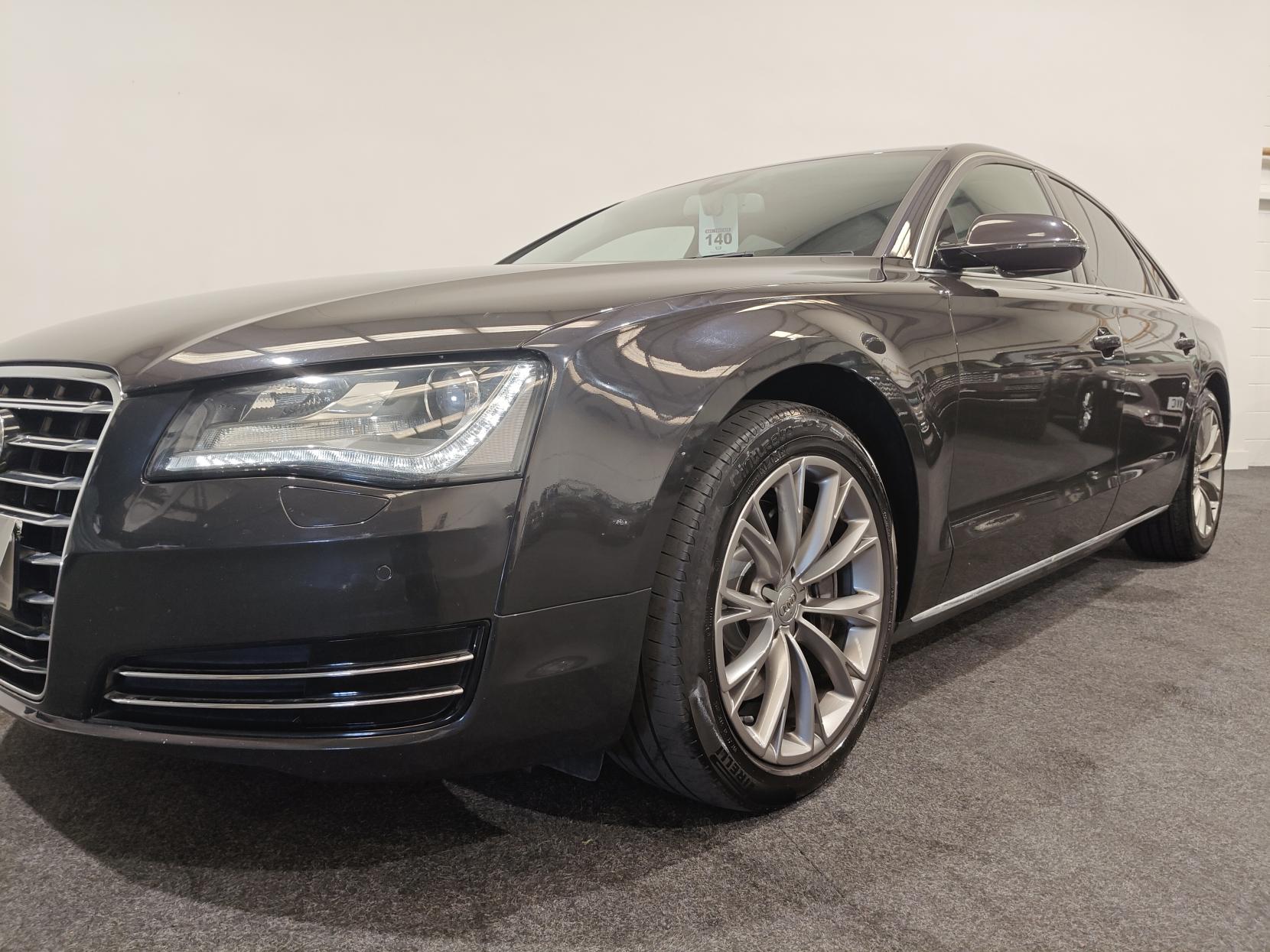 Audi A8 3.0 TDI V6 Executive SE Saloon 4dr Diesel Tiptronic quattro Euro 5 (s/s) (250 ps)