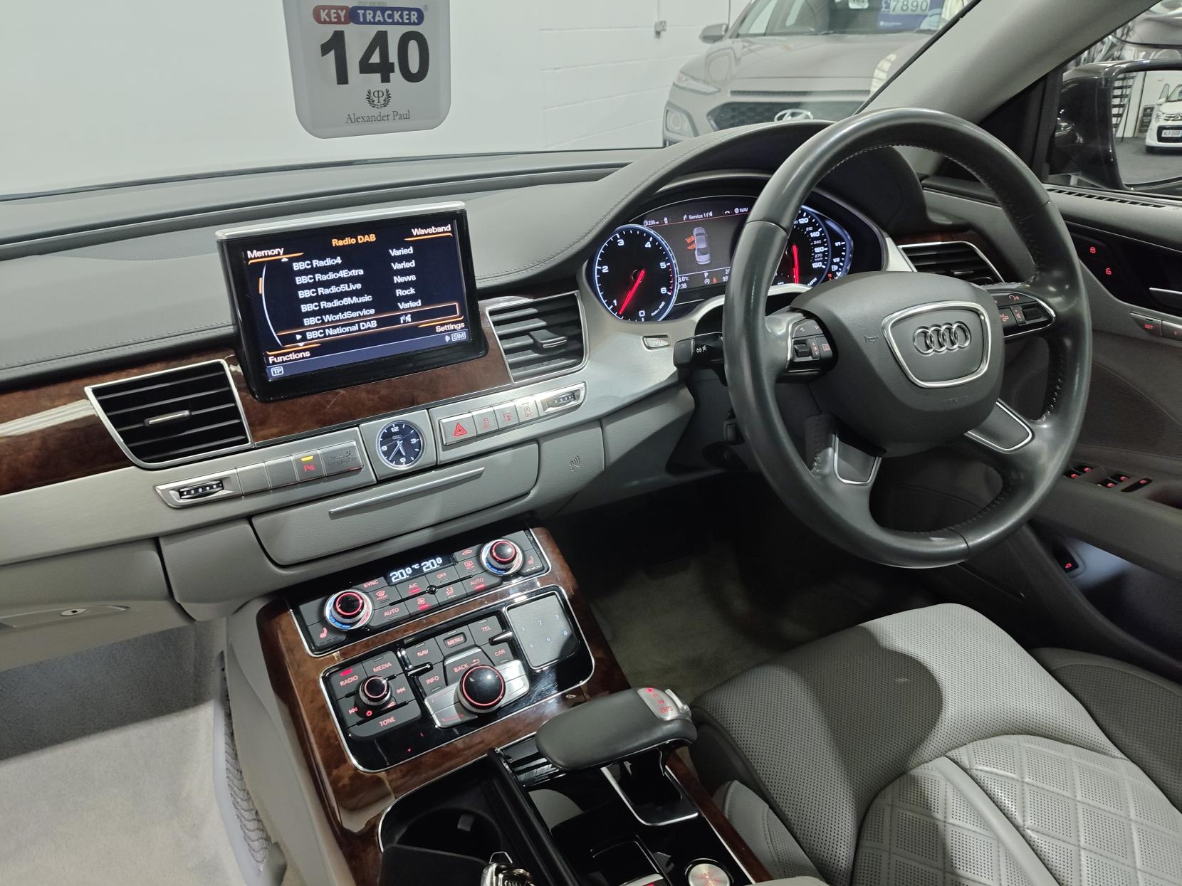 Audi A8 3.0 TDI V6 Executive SE Saloon 4dr Diesel Tiptronic quattro Euro 5 (s/s) (250 ps)