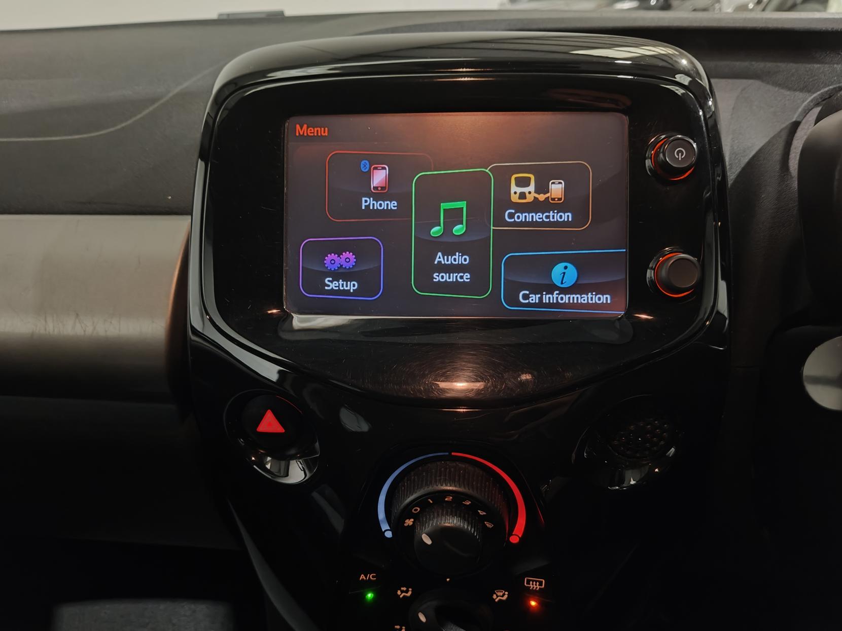 Citroen C1 1.0 VTi Flair Hatchback 3dr Petrol Manual Euro 5 (68 ps)