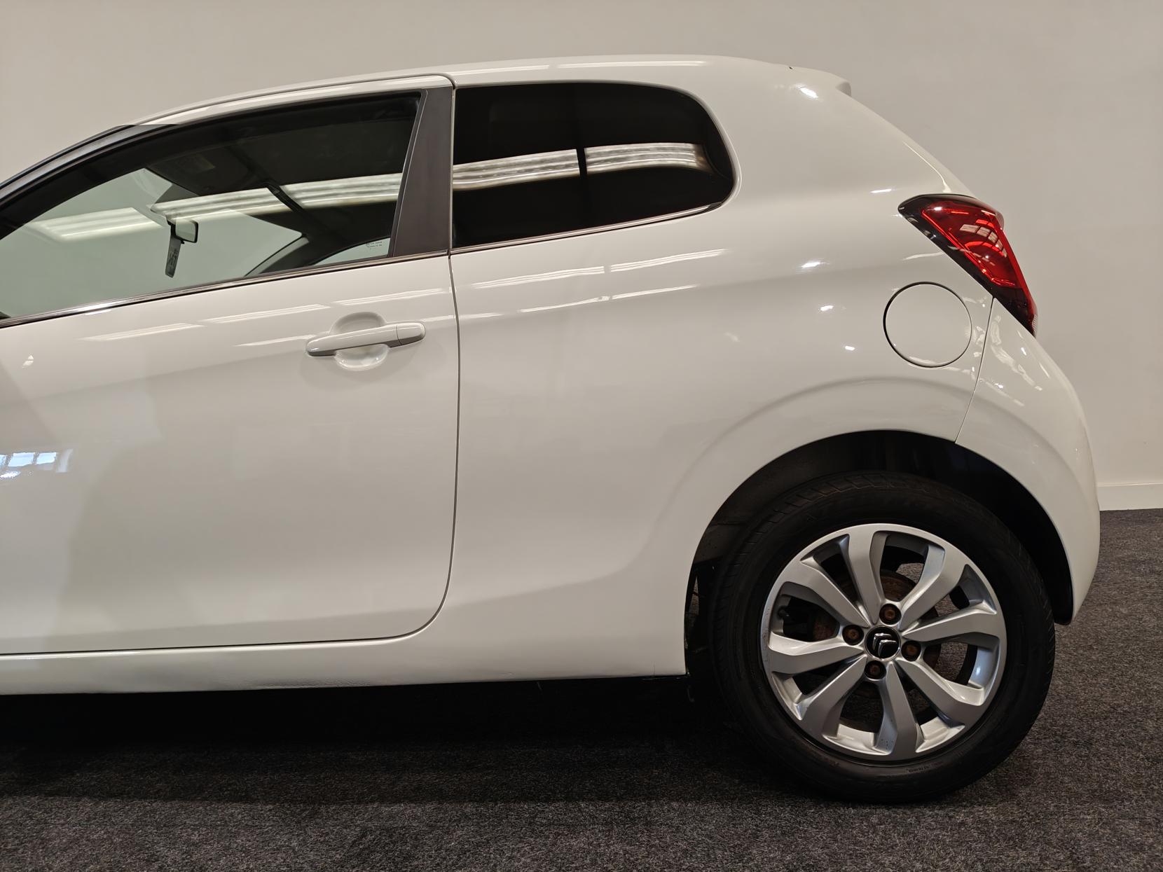 Citroen C1 1.0 VTi Flair Hatchback 3dr Petrol Manual Euro 5 (68 ps)