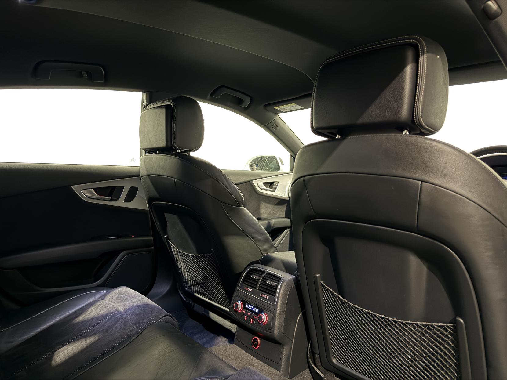 Audi A7 3.0 TDI V6 ultra S line Sportback 5dr Diesel S Tronic Euro 6 (s/s) (218 ps)