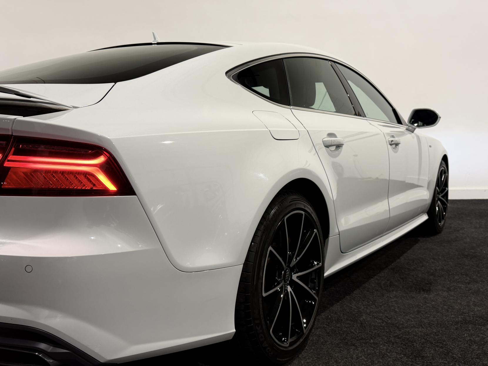 Audi A7 3.0 TDI V6 ultra S line Sportback 5dr Diesel S Tronic Euro 6 (s/s) (218 ps)