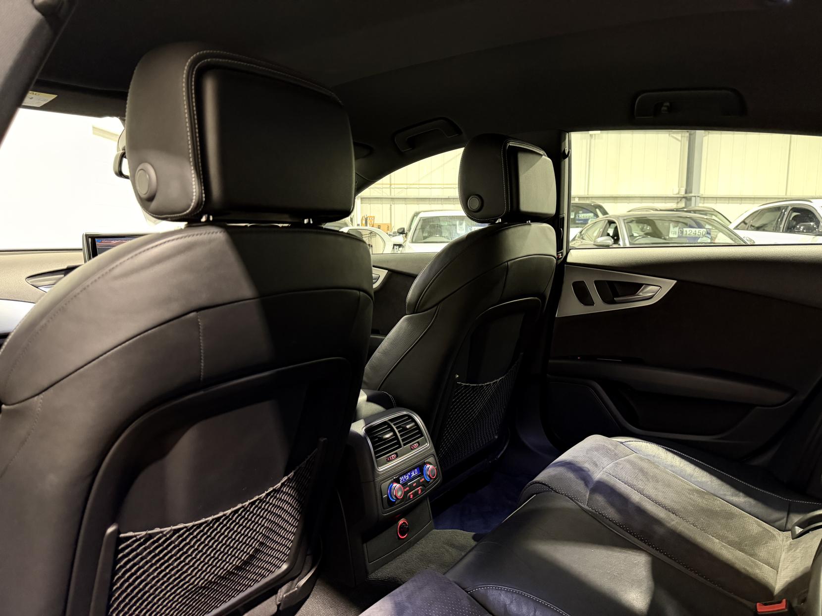 Audi A7 3.0 TDI V6 ultra S line Sportback 5dr Diesel S Tronic Euro 6 (s/s) (218 ps)