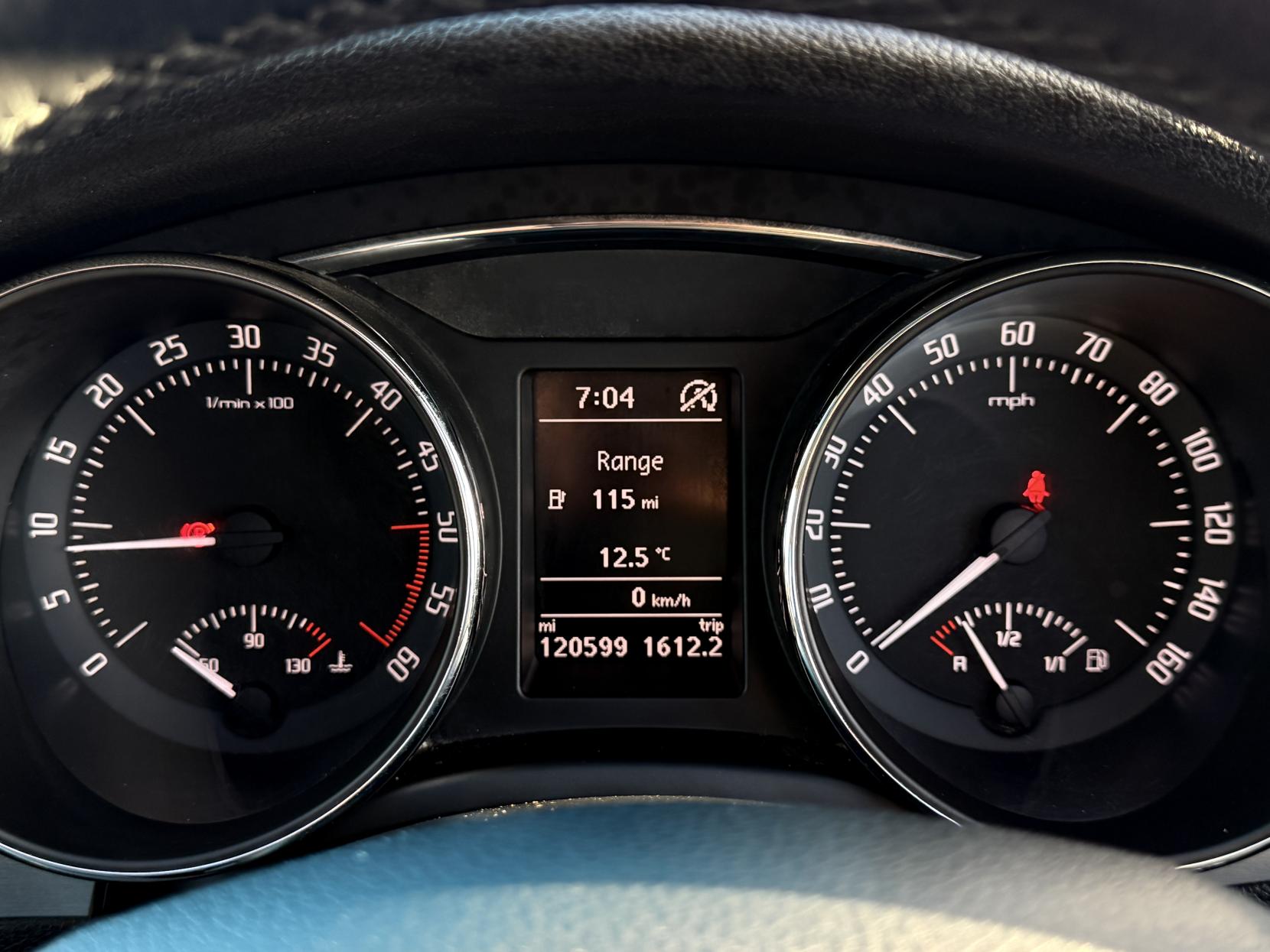 Skoda Superb 2.0 TDI SE Estate 5dr Diesel Manual Euro 5 (s/s) (170 ps)