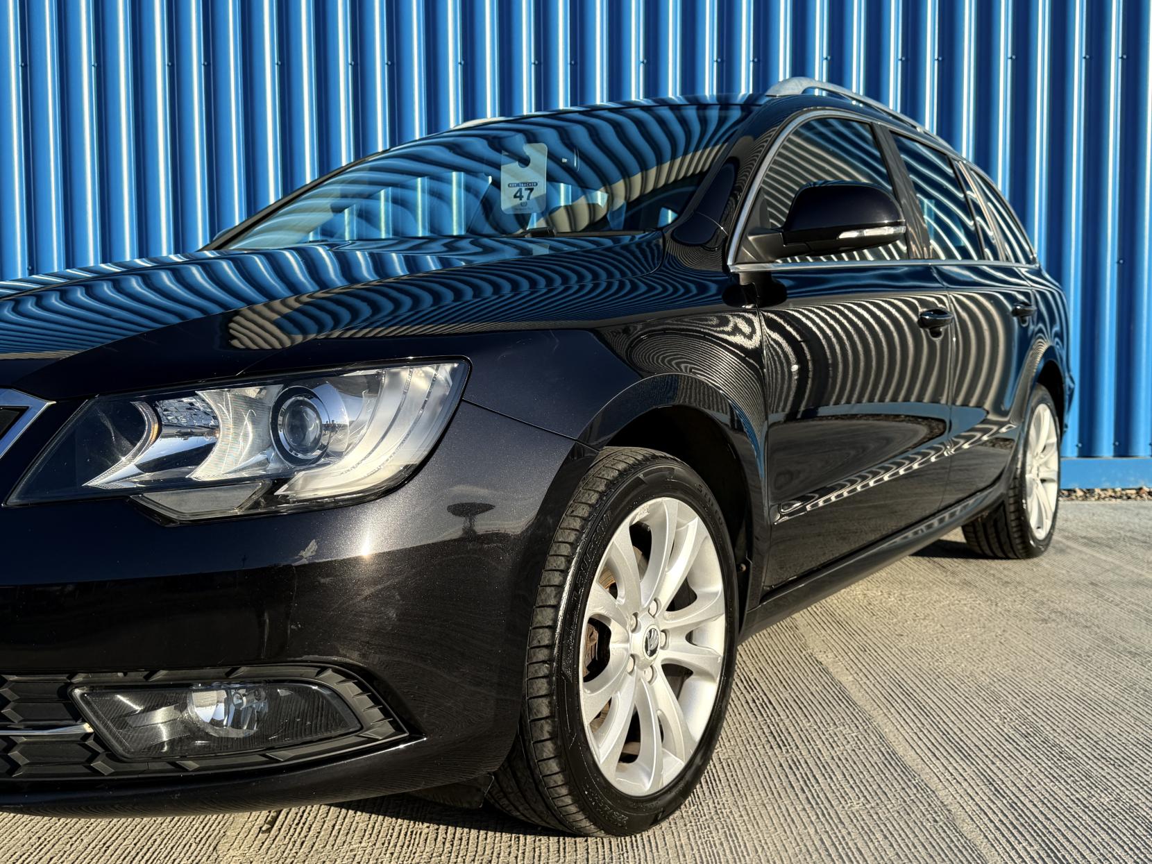 Skoda Superb 2.0 TDI SE Estate 5dr Diesel Manual Euro 5 (s/s) (170 ps)