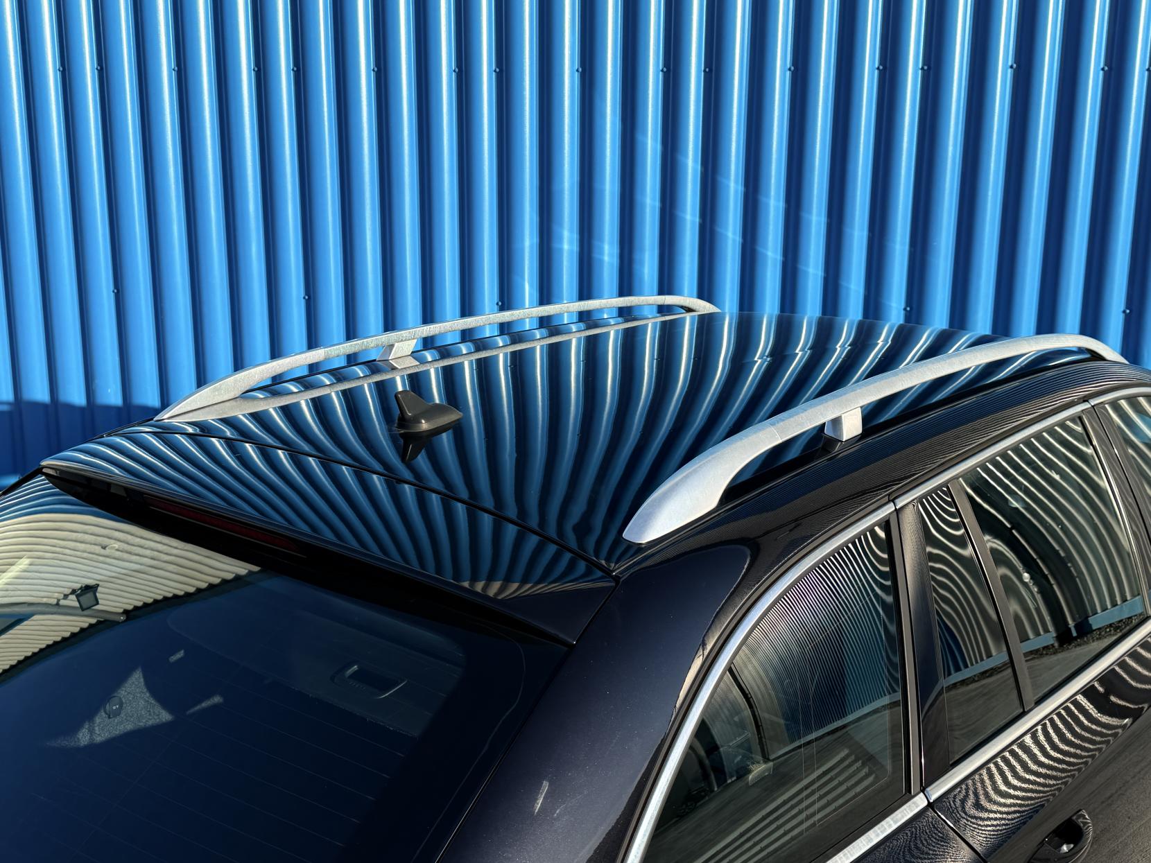 Skoda Superb 2.0 TDI SE Estate 5dr Diesel Manual Euro 5 (s/s) (170 ps)