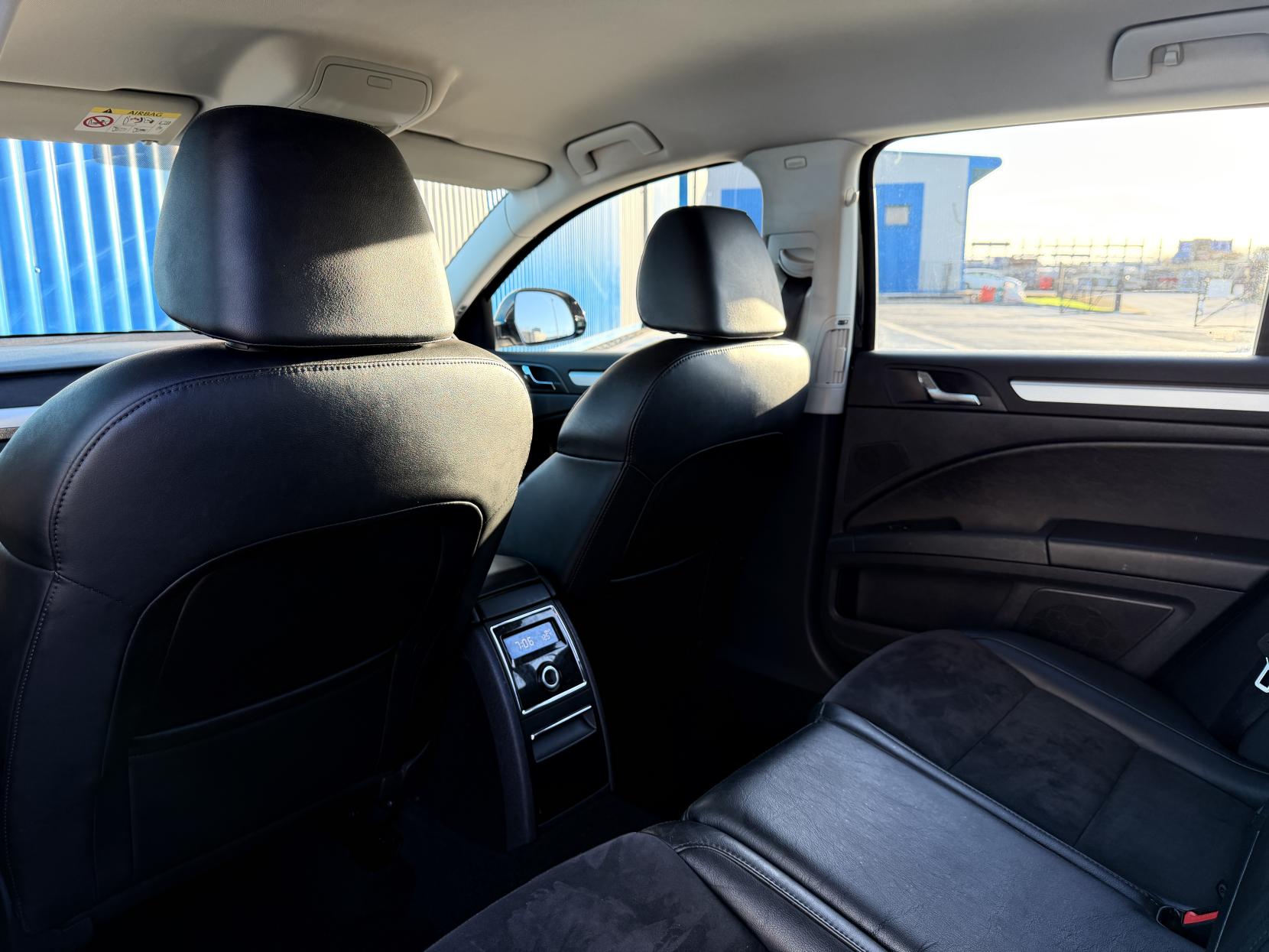 Skoda Superb 2.0 TDI SE Estate 5dr Diesel Manual Euro 5 (s/s) (170 ps)