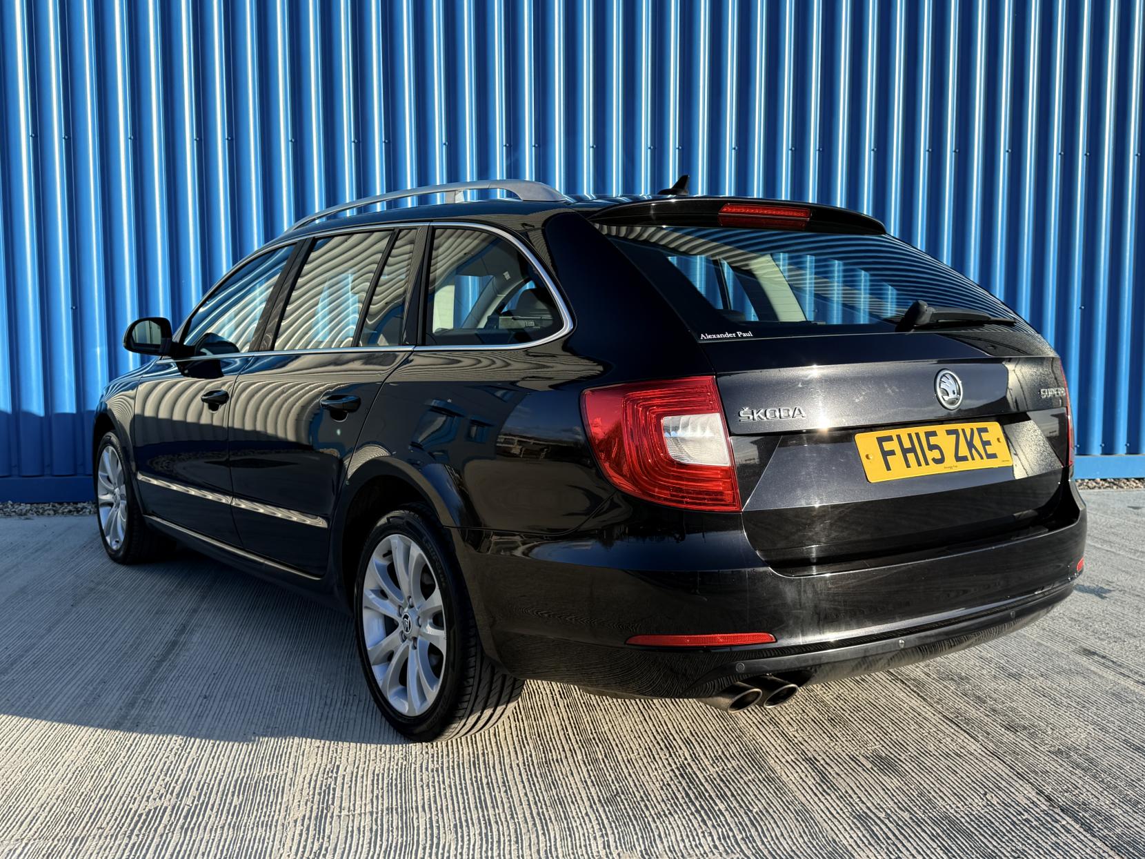 Skoda Superb 2.0 TDI SE Estate 5dr Diesel Manual Euro 5 (s/s) (170 ps)