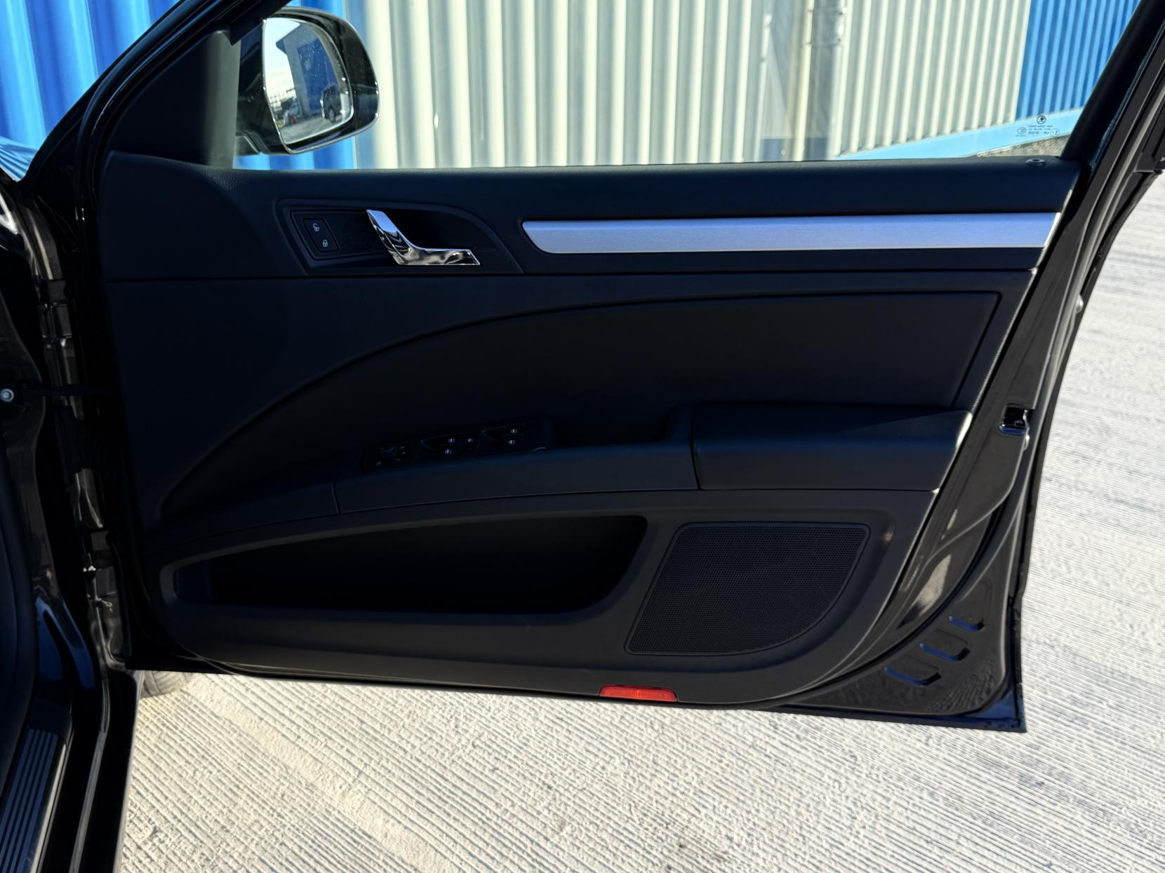 Skoda Superb 2.0 TDI SE Estate 5dr Diesel Manual Euro 5 (s/s) (170 ps)