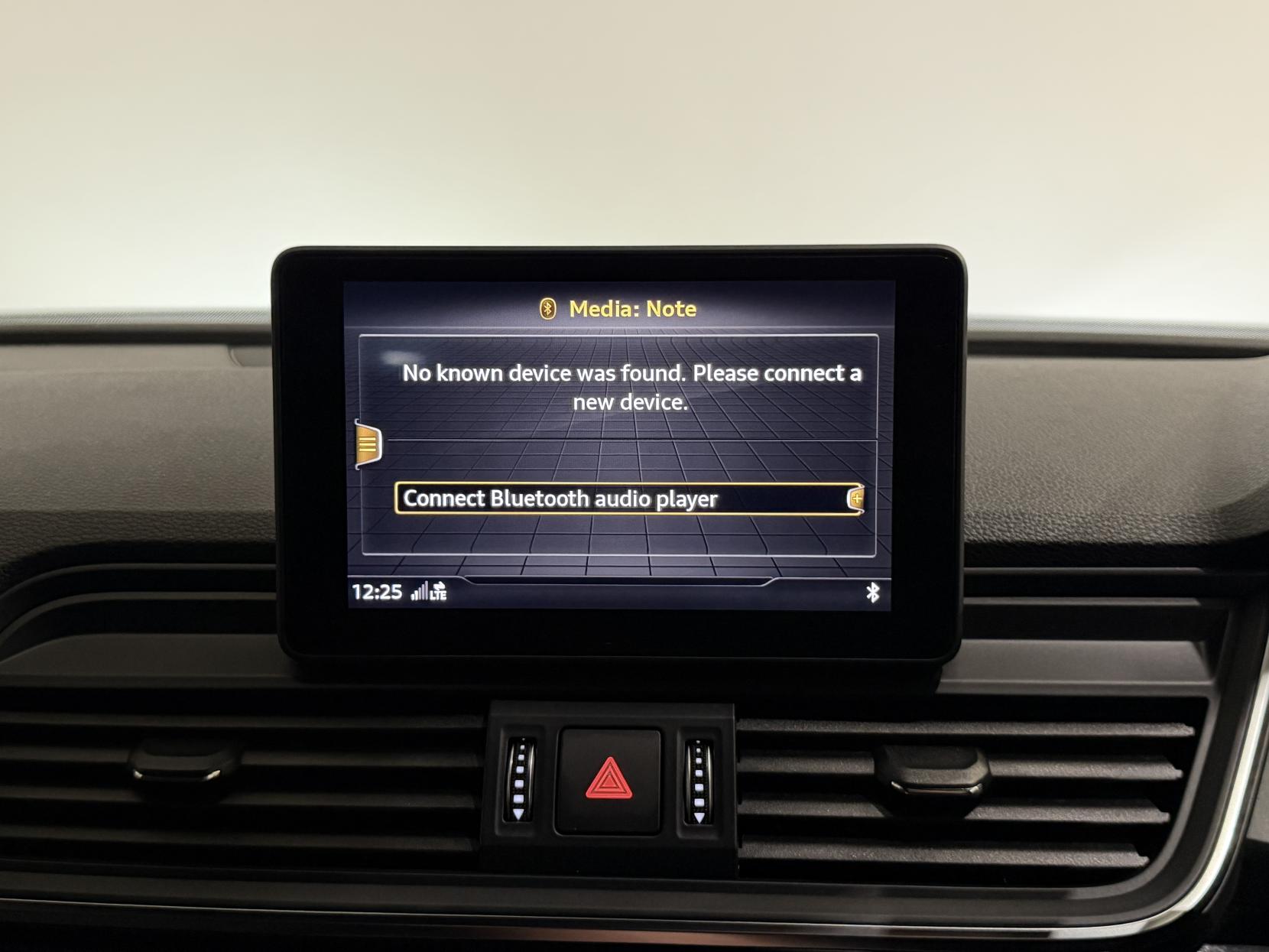 Audi Q5 2.0 TDI 40 Black Edition SUV 5dr Diesel S Tronic quattro Euro 6 (s/s) (190 ps)