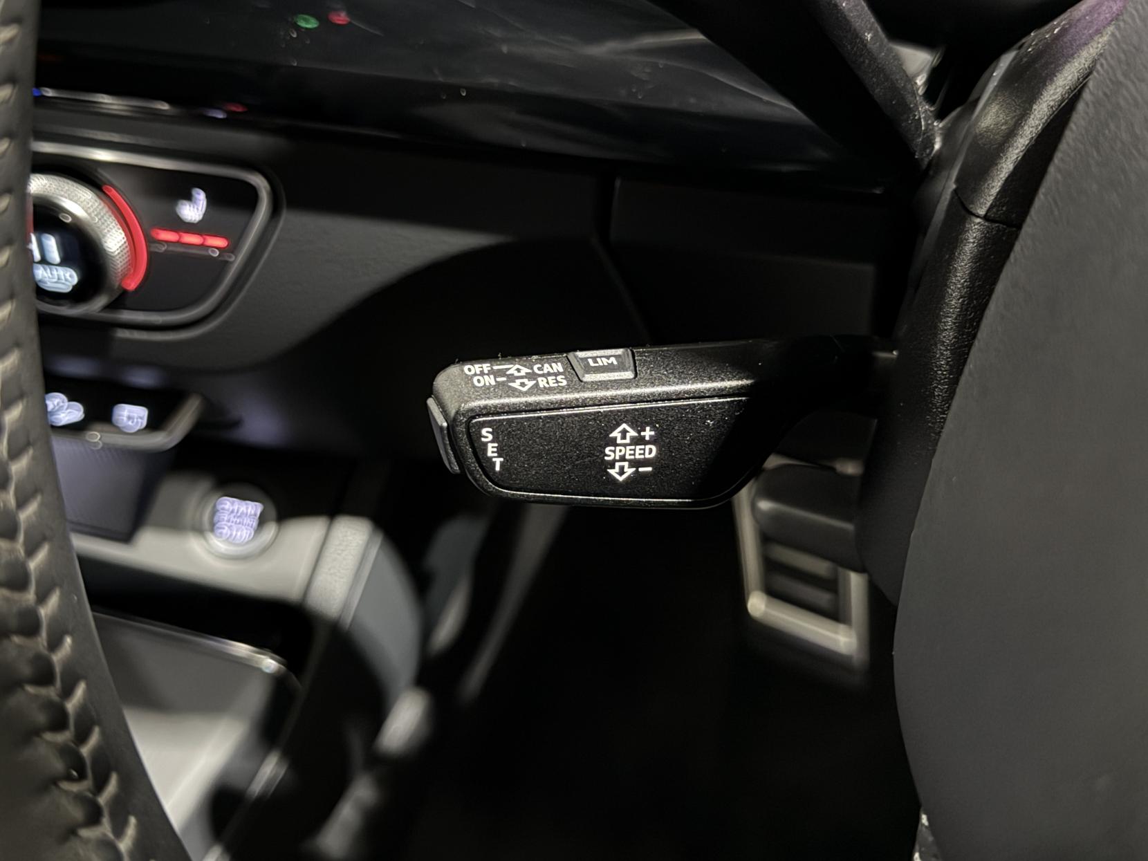 Audi Q5 2.0 TDI 40 Black Edition SUV 5dr Diesel S Tronic quattro Euro 6 (s/s) (190 ps)