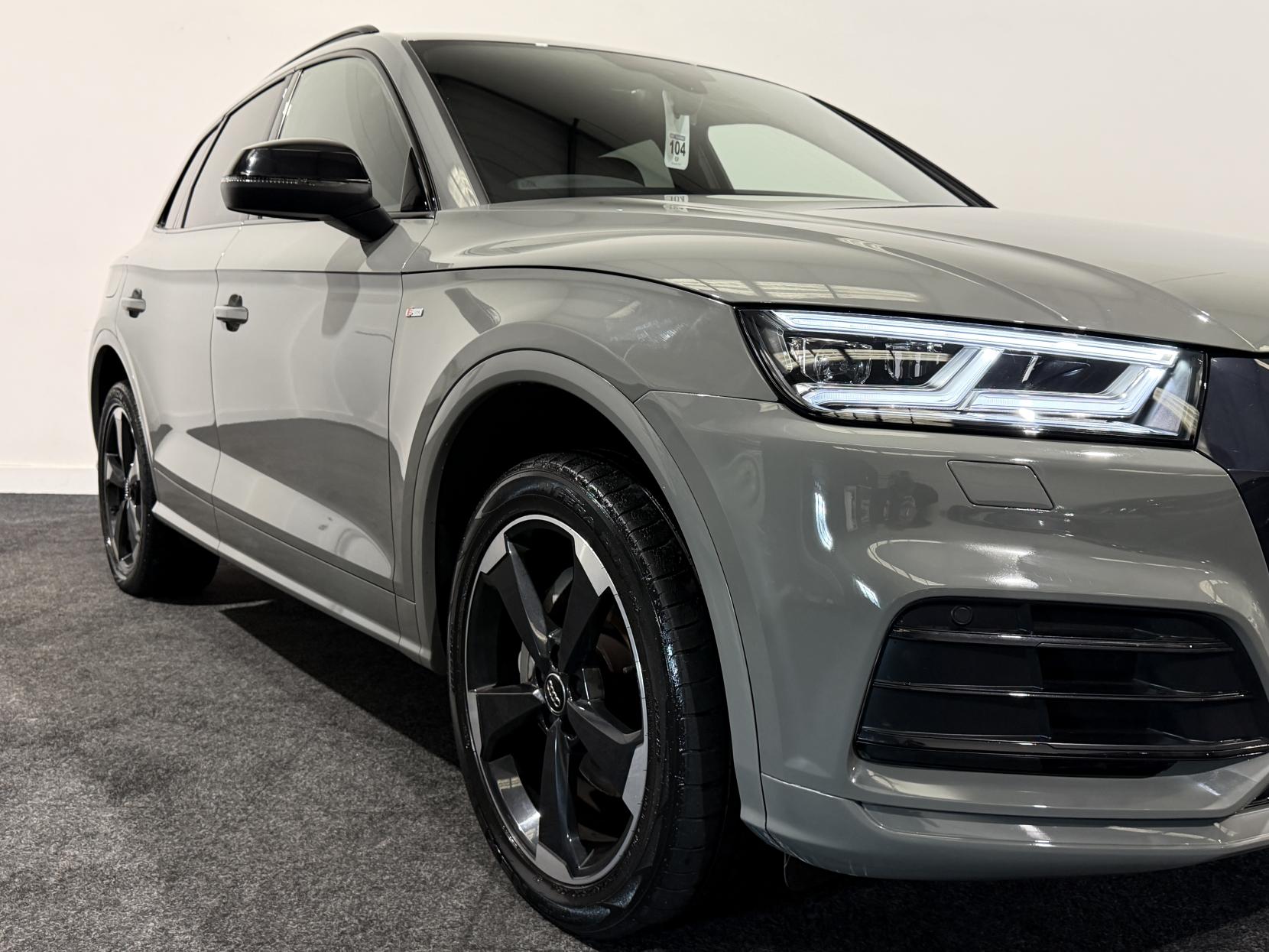 Audi Q5 2.0 TDI 40 Black Edition SUV 5dr Diesel S Tronic quattro Euro 6 (s/s) (190 ps)