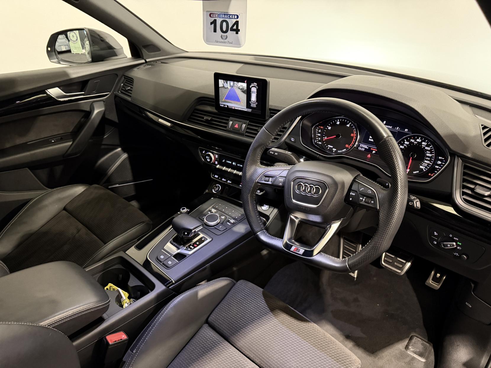 Audi Q5 2.0 TDI 40 Black Edition SUV 5dr Diesel S Tronic quattro Euro 6 (s/s) (190 ps)