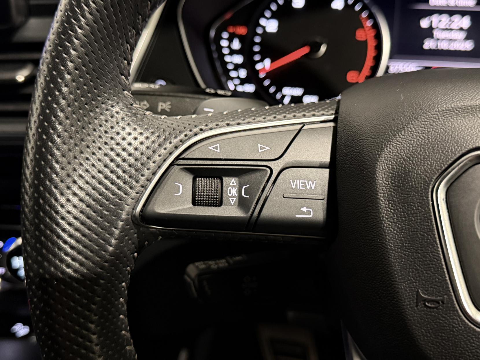Audi Q5 2.0 TDI 40 Black Edition SUV 5dr Diesel S Tronic quattro Euro 6 (s/s) (190 ps)