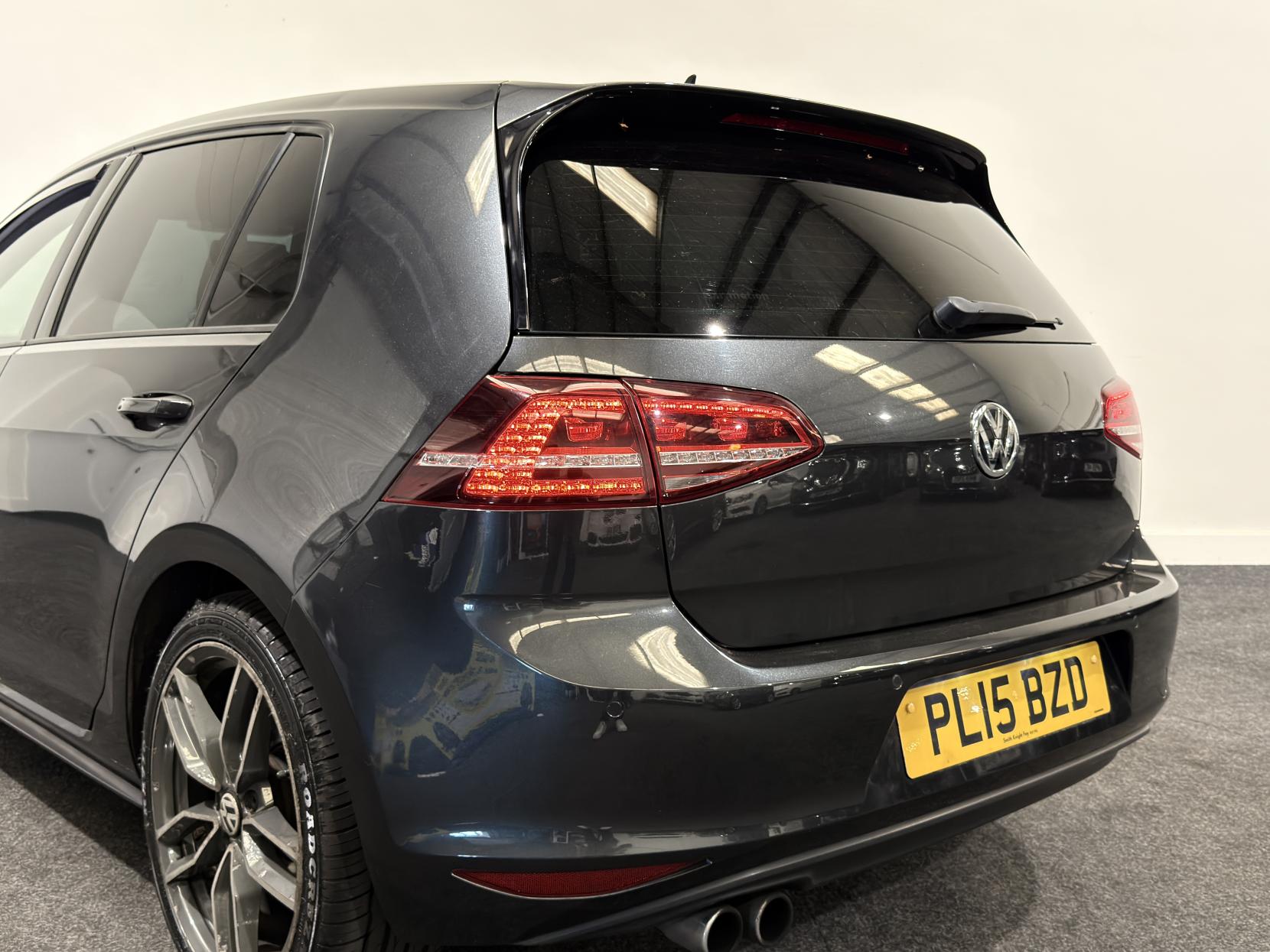 Volkswagen Golf 2.0 TDI BlueMotion Tech GTD Hatchback 5dr Diesel Manual Euro 6 (s/s) (184 ps)