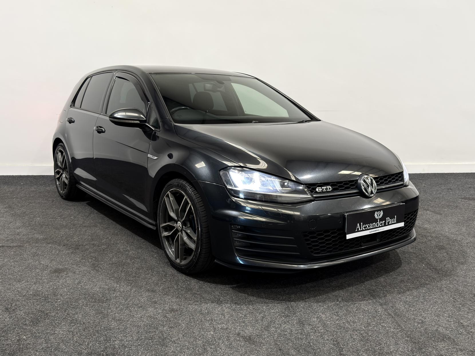 Volkswagen Golf 2.0 TDI BlueMotion Tech GTD Hatchback 5dr Diesel Manual Euro 6 (s/s) (184 ps)