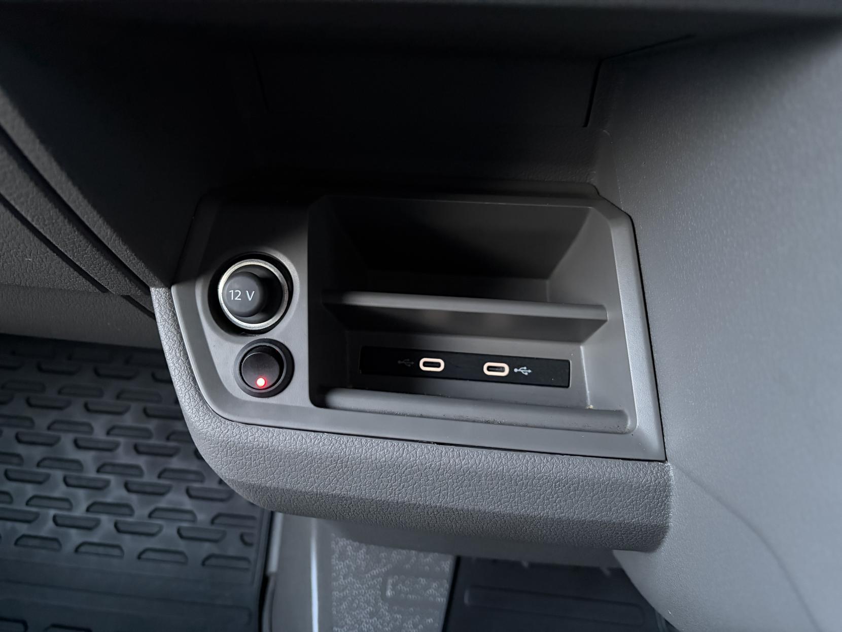 MAN TGE 2.0 3140d Panel Van 5dr Diesel Manual FWD Standard Medium Roof Euro 6 (s/s) (140 ps)