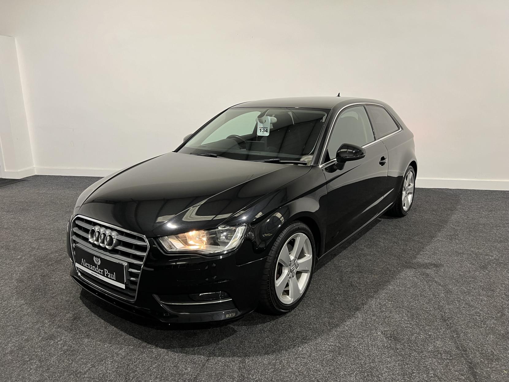 Audi A3 1.6 TDI Sport Hatchback 3dr Diesel Manual Euro 5 (s/s) (105 ps)