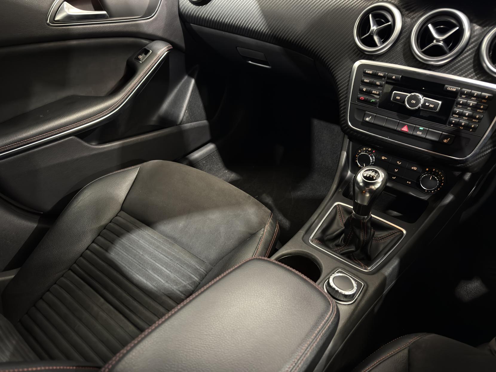 Mercedes-Benz A Class 1.5 A180 CDI BlueEfficiency AMG Sport Hatchback 5dr Diesel Manual Euro 5 (s/s) (109 ps)