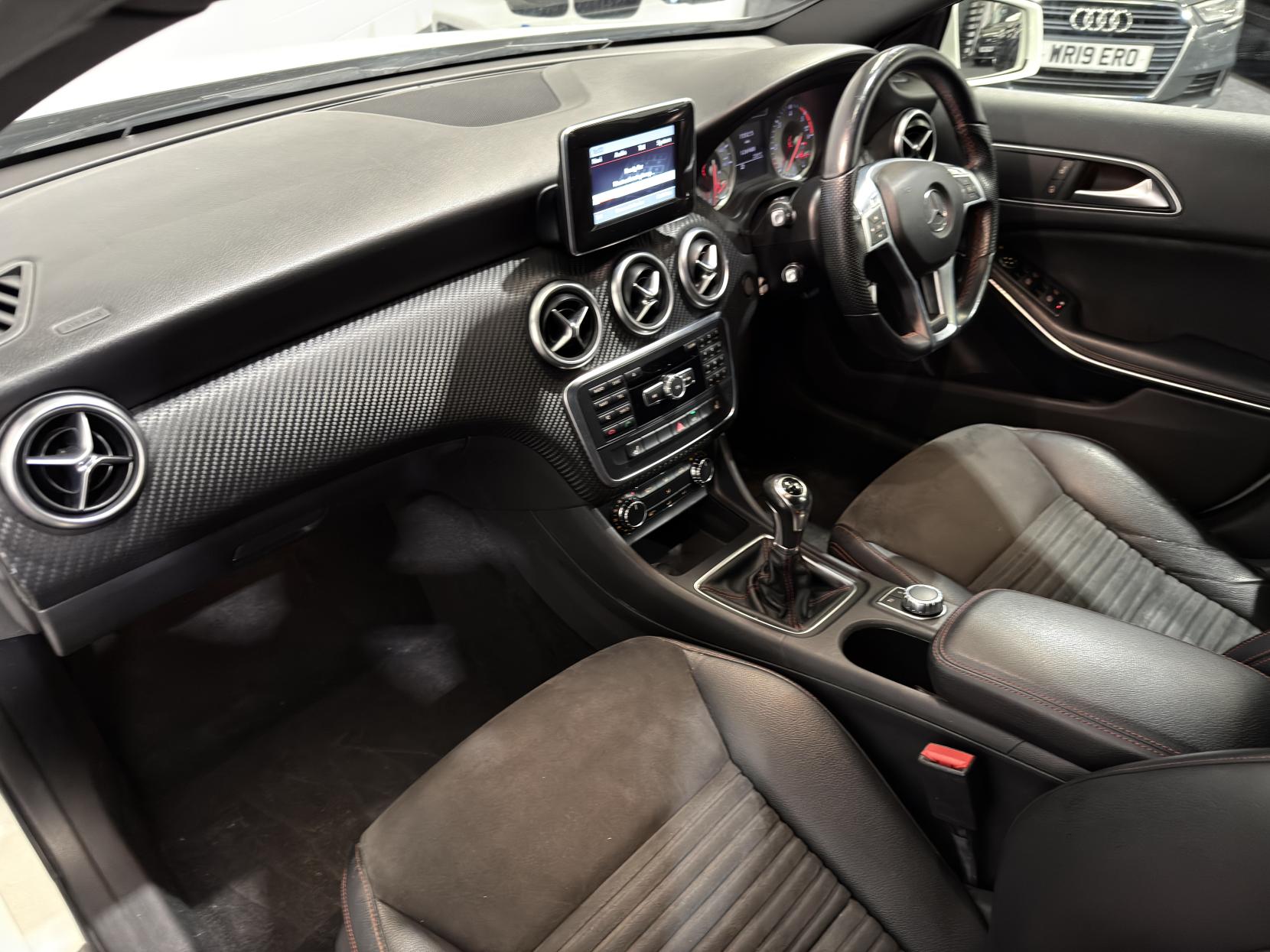 Mercedes-Benz A Class 1.5 A180 CDI BlueEfficiency AMG Sport Hatchback 5dr Diesel Manual Euro 5 (s/s) (109 ps)