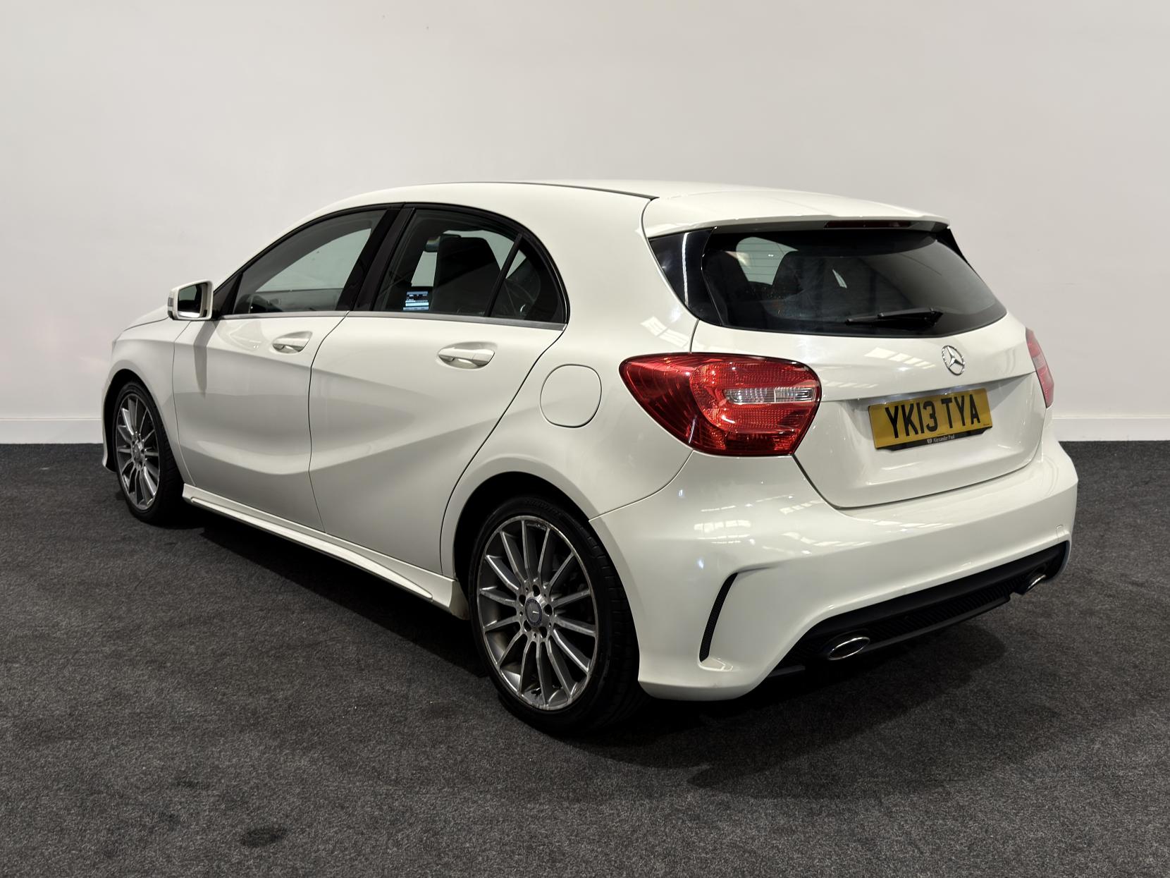 Mercedes-Benz A Class 1.5 A180 CDI BlueEfficiency AMG Sport Hatchback 5dr Diesel Manual Euro 5 (s/s) (109 ps)