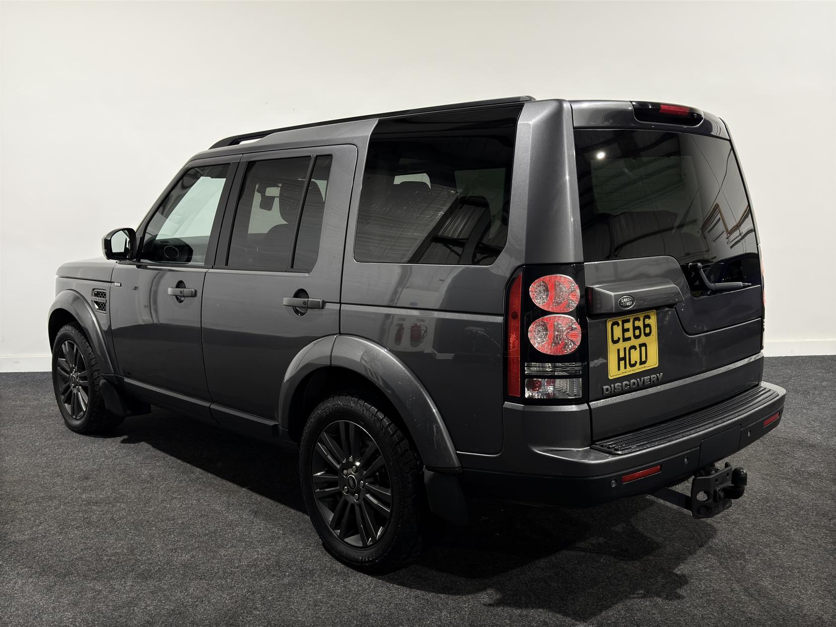 Land Rover Discovery 4 3.0 SD V6 Graphite SUV 5dr Diesel Auto 4WD Euro 6 (s/s) (256 bhp)