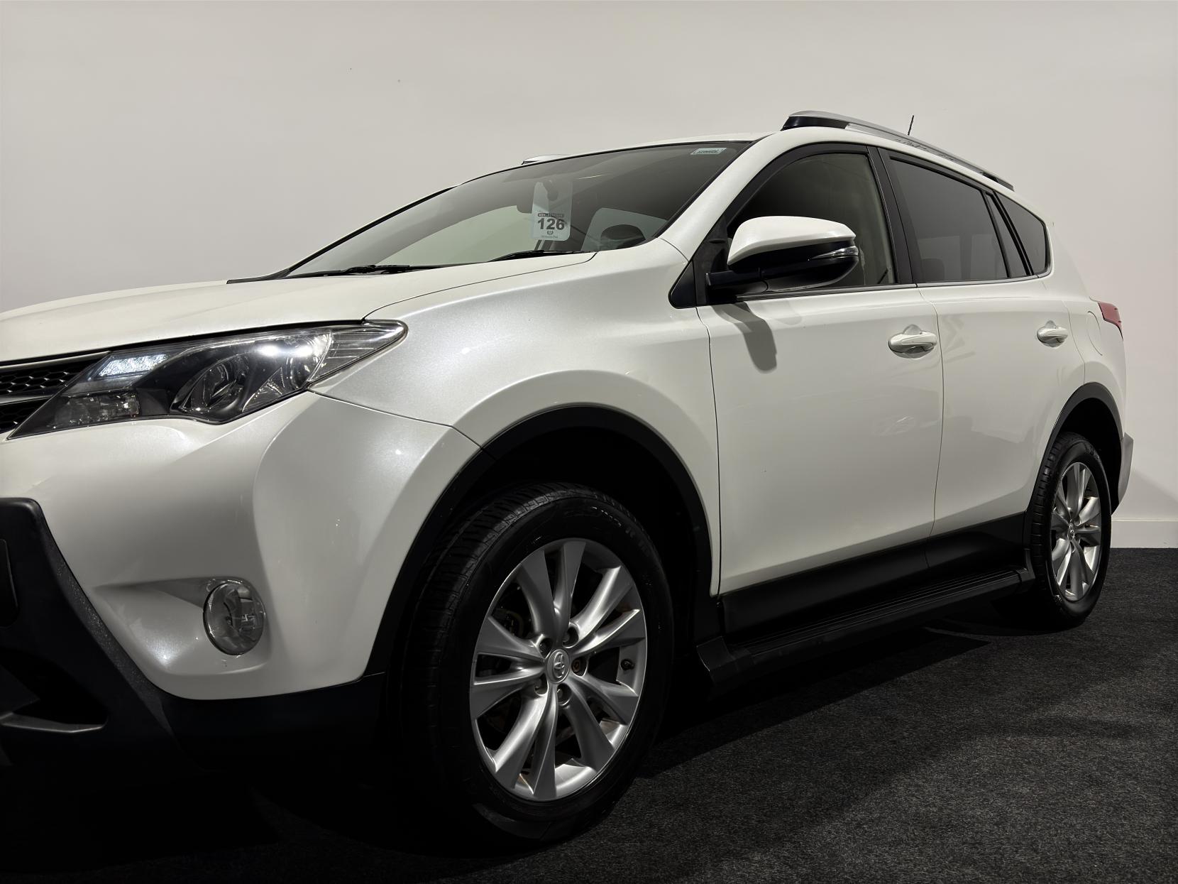 Toyota RAV4 2.2 D-4D Invincible SUV 5dr Diesel Manual 4WD Euro 5 (150 ps)