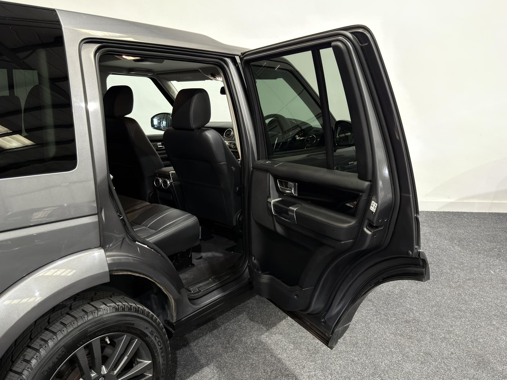 Land Rover Discovery 4 3.0 SD V6 Graphite SUV 5dr Diesel Auto 4WD Euro 6 (s/s) (256 bhp)