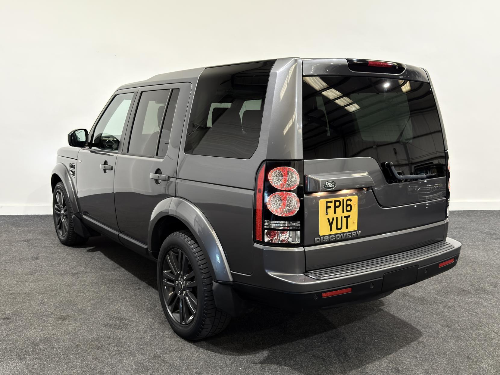 Land Rover Discovery 4 3.0 SD V6 Graphite SUV 5dr Diesel Auto 4WD Euro 6 (s/s) (256 bhp)