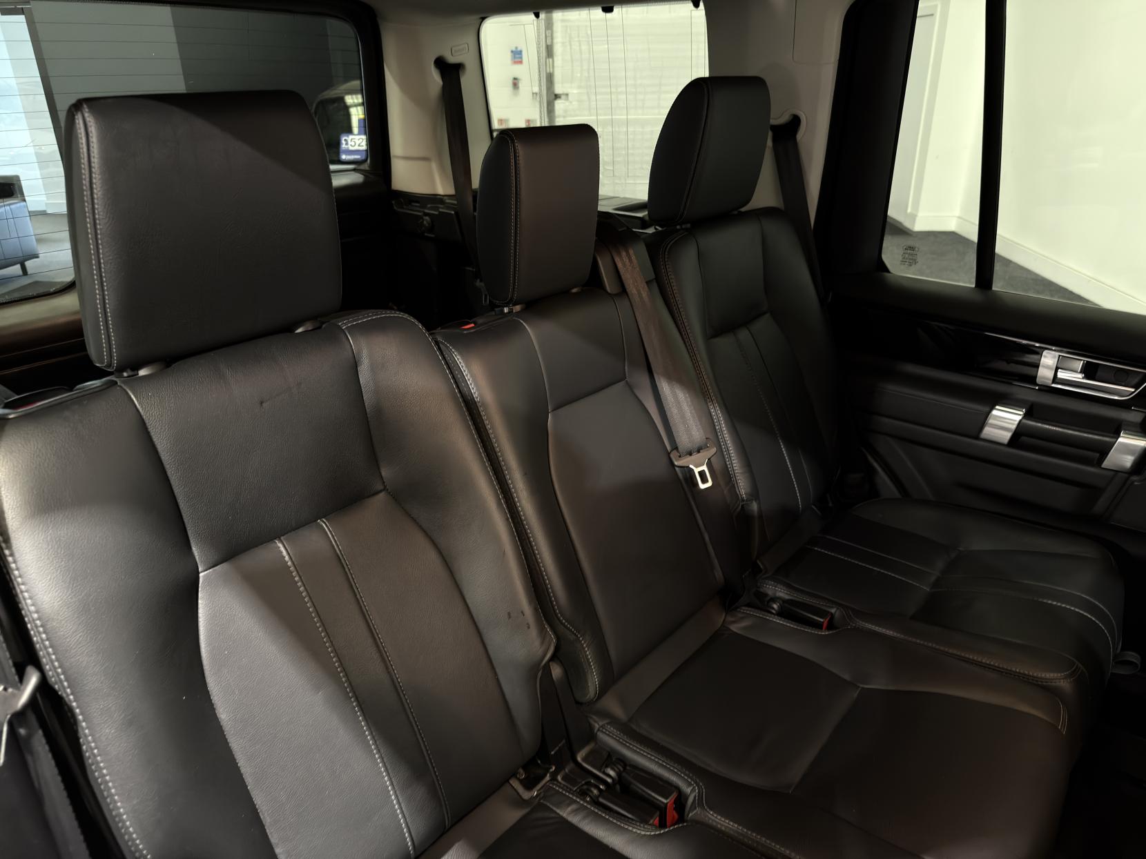 Land Rover Discovery 4 3.0 SD V6 Graphite SUV 5dr Diesel Auto 4WD Euro 6 (s/s) (256 bhp)