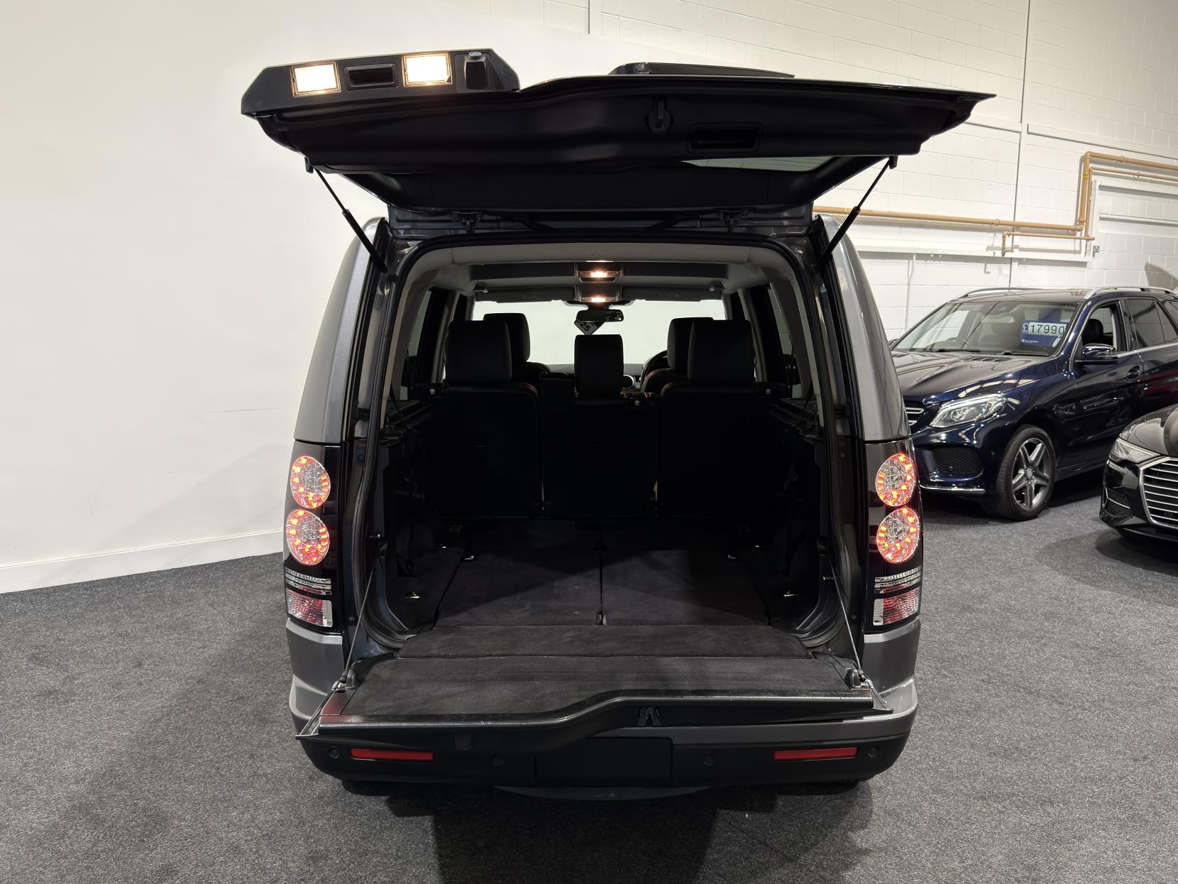 Land Rover Discovery 4 3.0 SD V6 Graphite SUV 5dr Diesel Auto 4WD Euro 6 (s/s) (256 bhp)