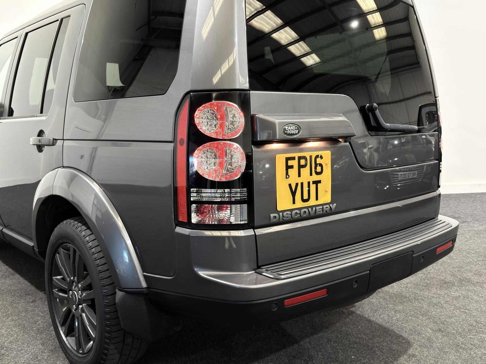 Land Rover Discovery 4 3.0 SD V6 Graphite SUV 5dr Diesel Auto 4WD Euro 6 (s/s) (256 bhp)