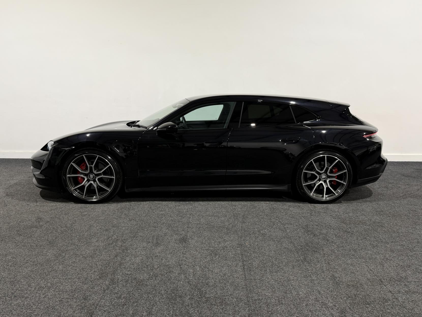 Porsche Taycan Performance Plus 93.4kWh 4S Sport Turismo 5dr Electric Auto 4WD (11kW Charger) (571 ps)