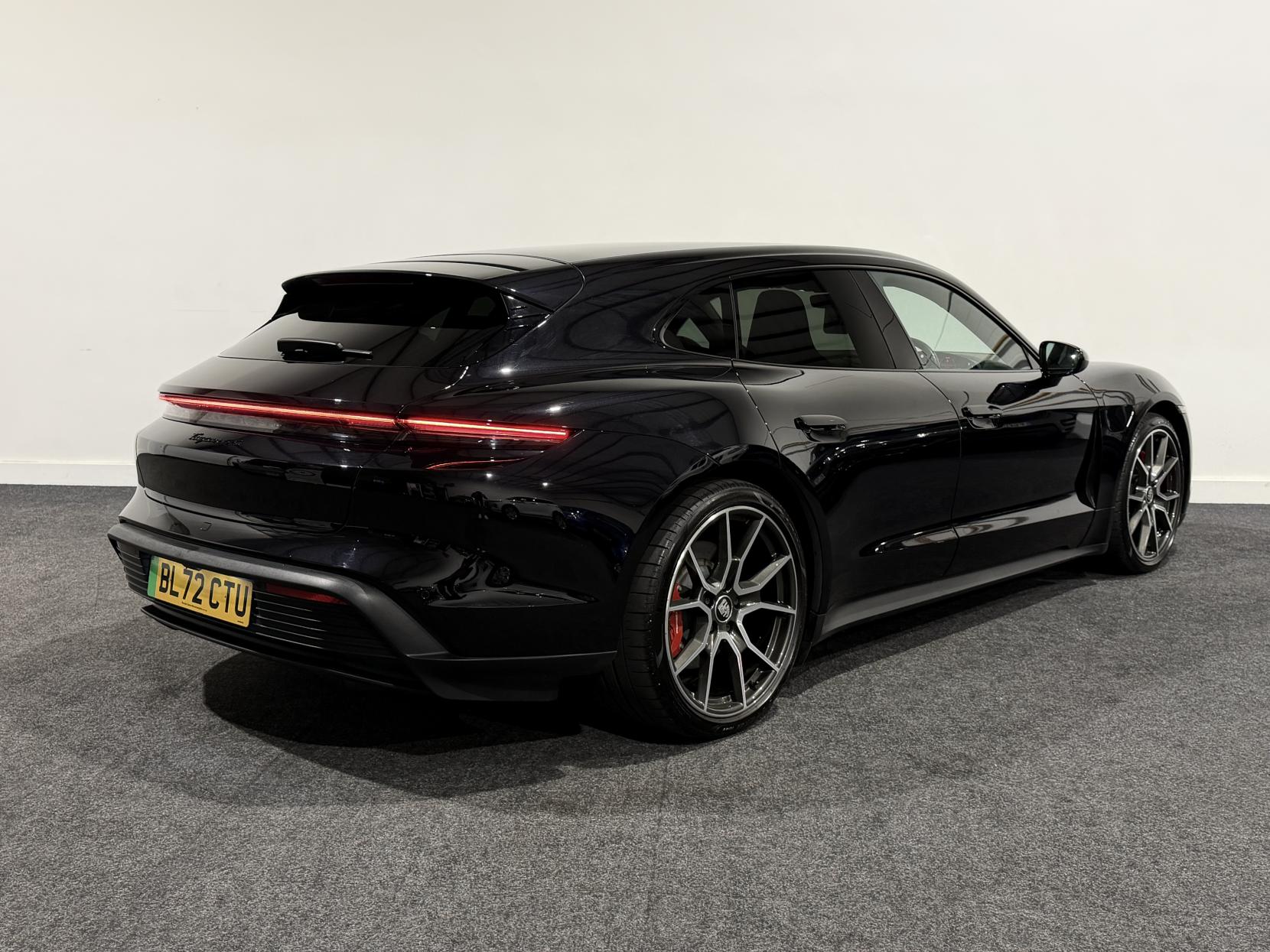 Porsche Taycan Performance Plus 93.4kWh 4S Sport Turismo 5dr Electric Auto 4WD (11kW Charger) (571 ps)