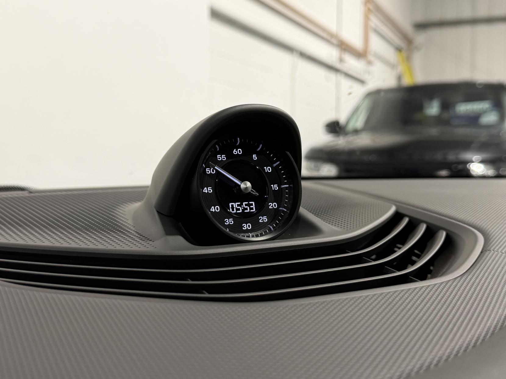 Porsche Taycan Performance Plus 93.4kWh 4S Sport Turismo 5dr Electric Auto 4WD (11kW Charger) (571 ps)