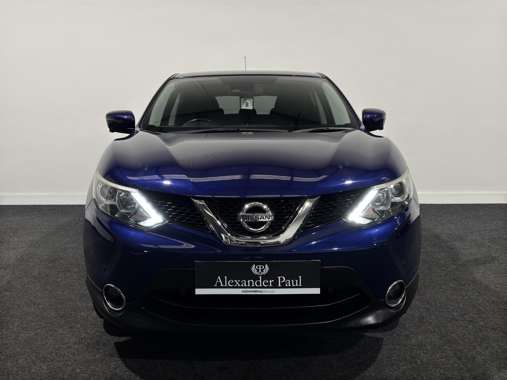 Nissan Qashqai 1.5 dCi n-tec SUV 5dr Diesel Manual 2WD Euro 5 (s/s) (110 ps)