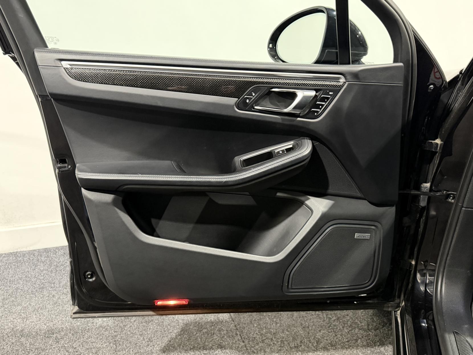 Porsche Macan 3.6T V6 Turbo SUV 5dr Petrol PDK 4WD Euro 6 (s/s) (400 ps)