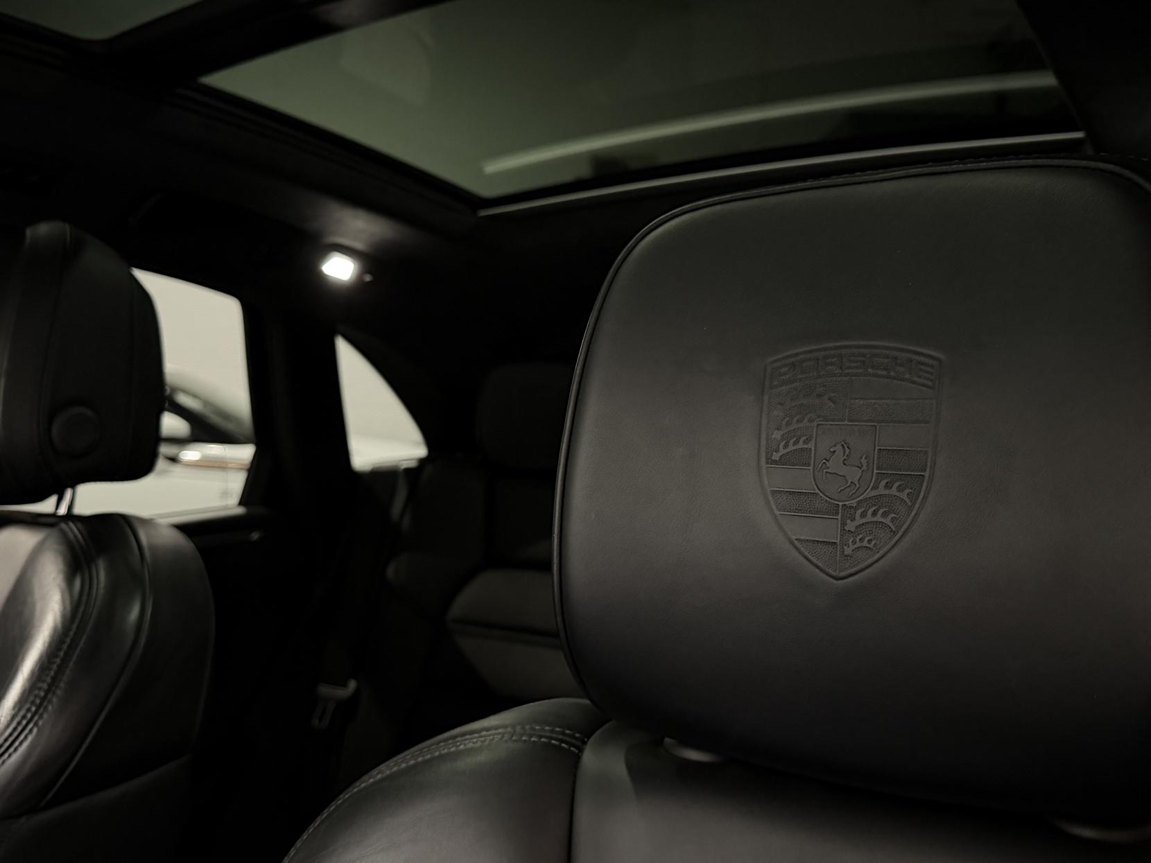 Porsche Macan 3.6T V6 Turbo SUV 5dr Petrol PDK 4WD Euro 6 (s/s) (400 ps)