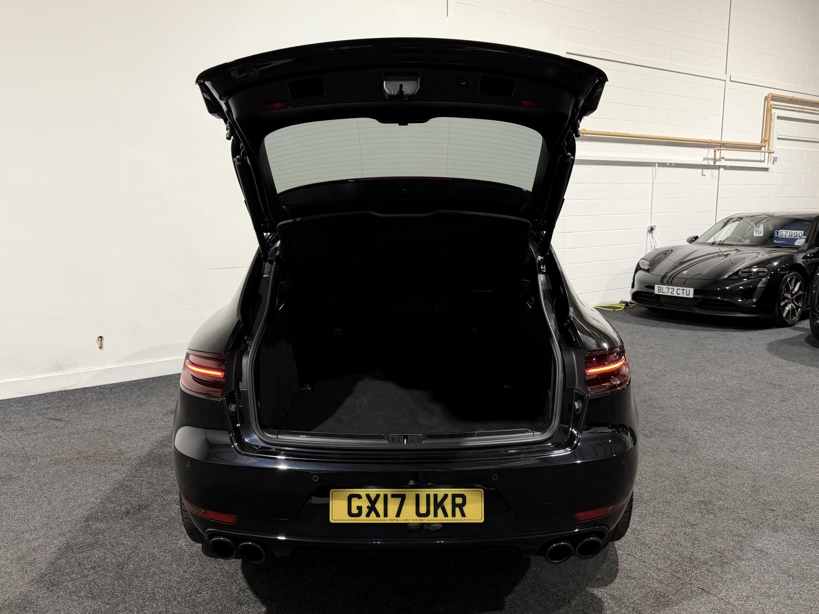 Porsche Macan 3.6T V6 Turbo SUV 5dr Petrol PDK 4WD Euro 6 (s/s) (400 ps)