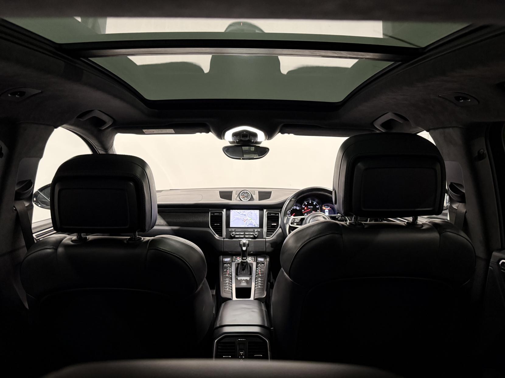 Porsche Macan 3.6T V6 Turbo SUV 5dr Petrol PDK 4WD Euro 6 (s/s) (400 ps)