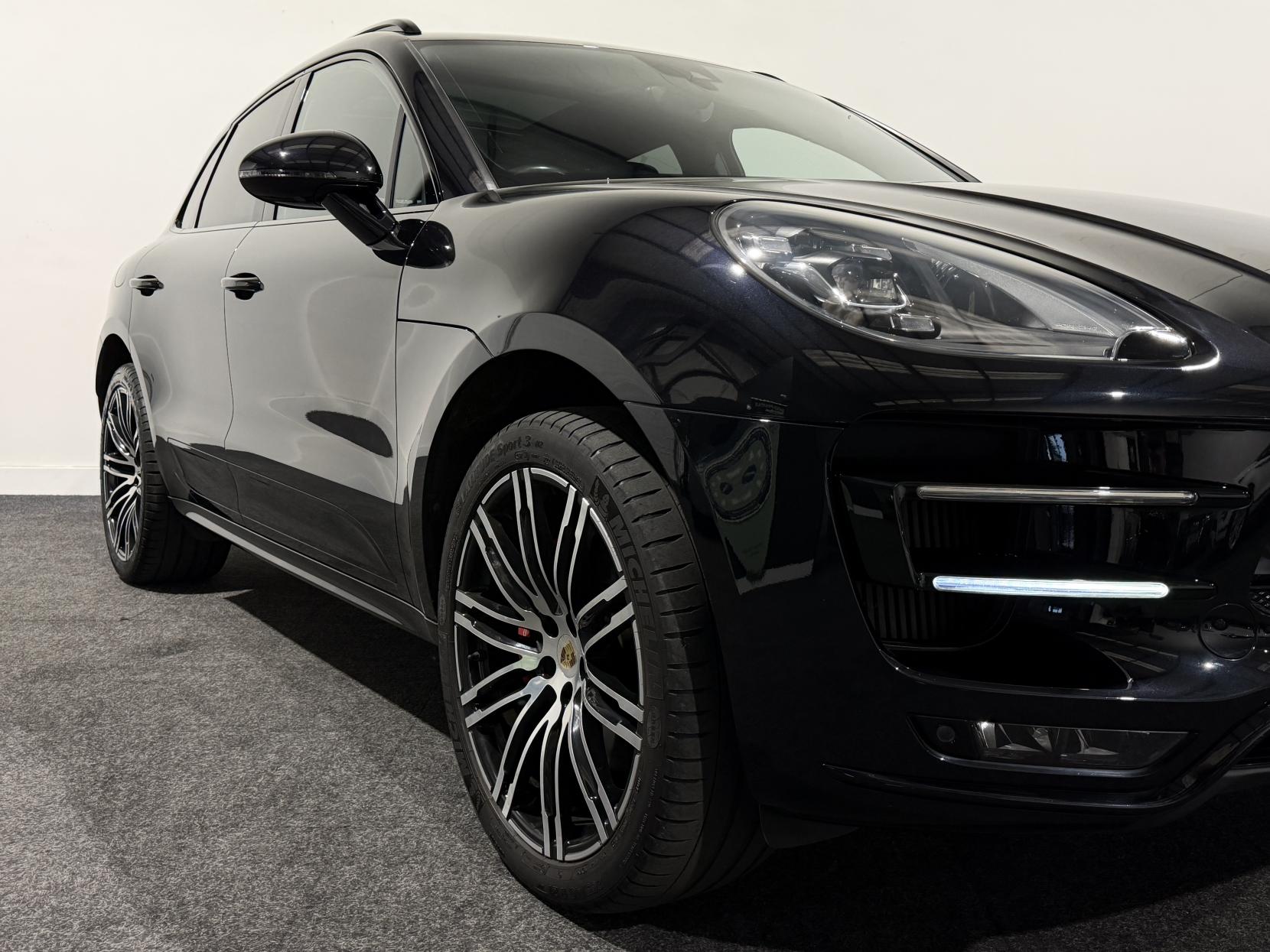 Porsche Macan 3.6T V6 Turbo SUV 5dr Petrol PDK 4WD Euro 6 (s/s) (400 ps)
