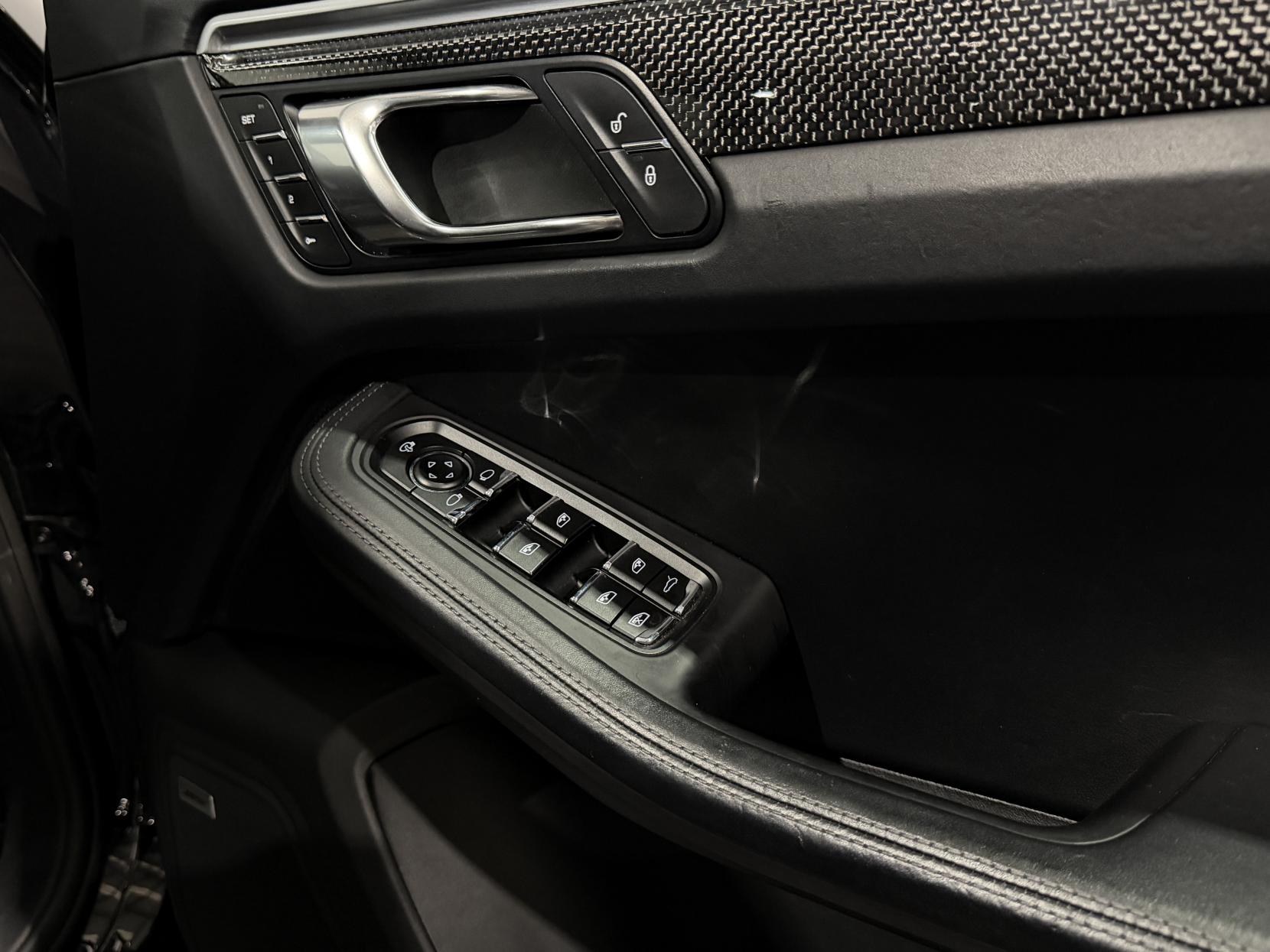 Porsche Macan 3.6T V6 Turbo SUV 5dr Petrol PDK 4WD Euro 6 (s/s) (400 ps)