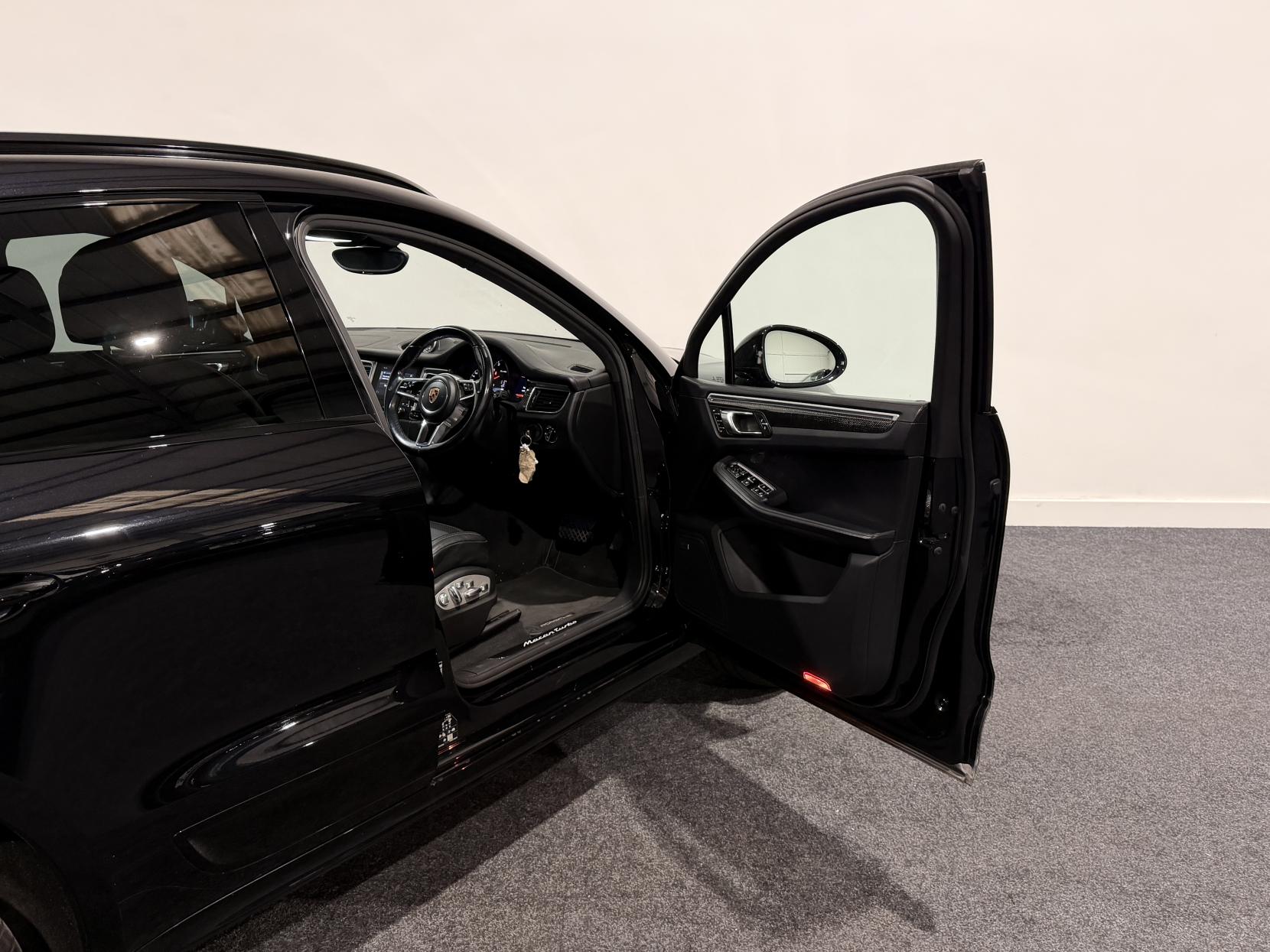 Porsche Macan 3.6T V6 Turbo SUV 5dr Petrol PDK 4WD Euro 6 (s/s) (400 ps)