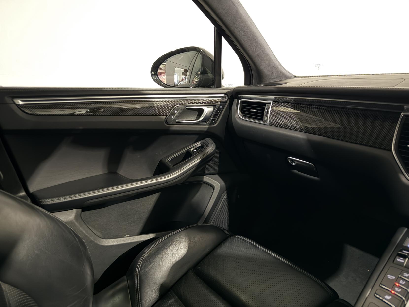 Porsche Macan 3.6T V6 Turbo SUV 5dr Petrol PDK 4WD Euro 6 (s/s) (400 ps)