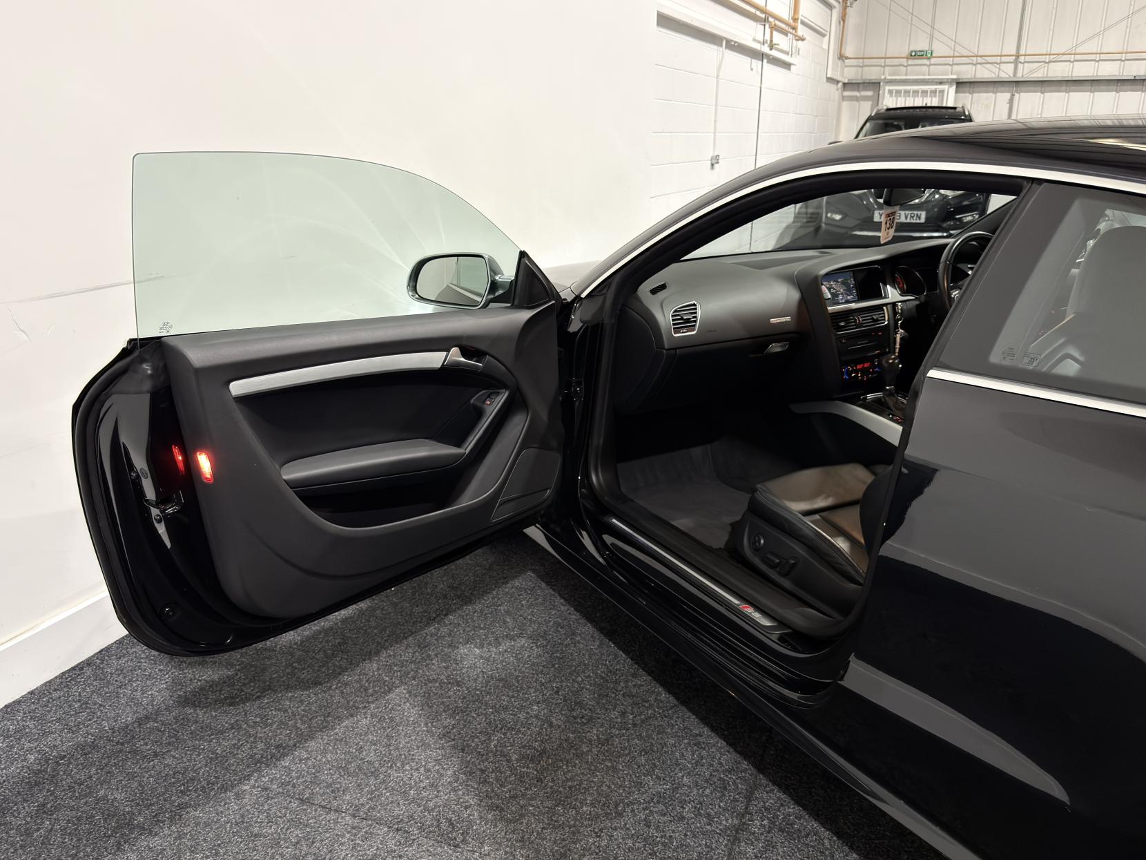 Audi S5 4.2 V8 Coupe 2dr Petrol Tiptronic quattro Euro 4 (354 ps)