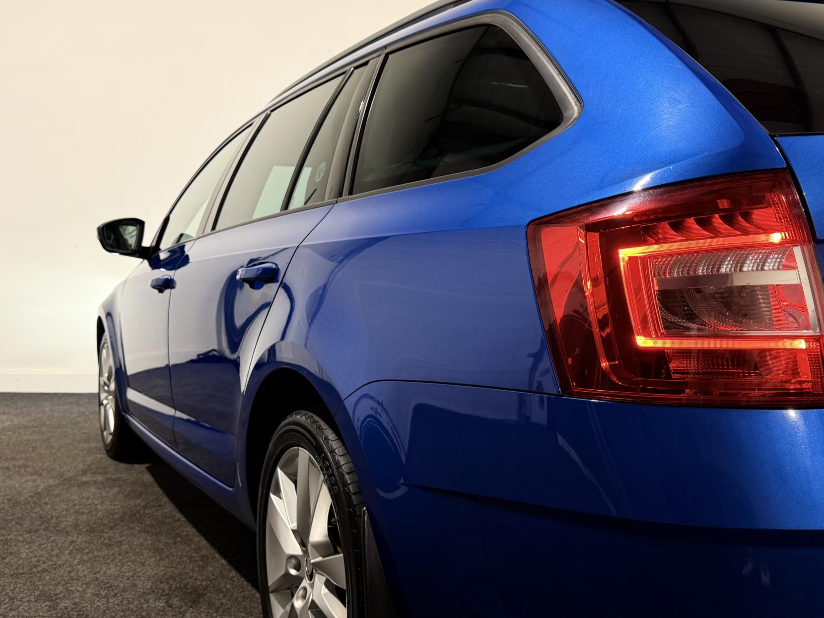 Skoda Octavia 2.0 TDI SE L Estate 5dr Diesel DSG Euro 6 (s/s) (150 ps)