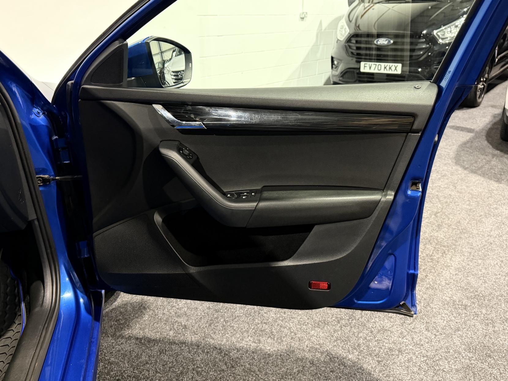 Skoda Octavia 2.0 TDI SE L Estate 5dr Diesel DSG Euro 6 (s/s) (150 ps)